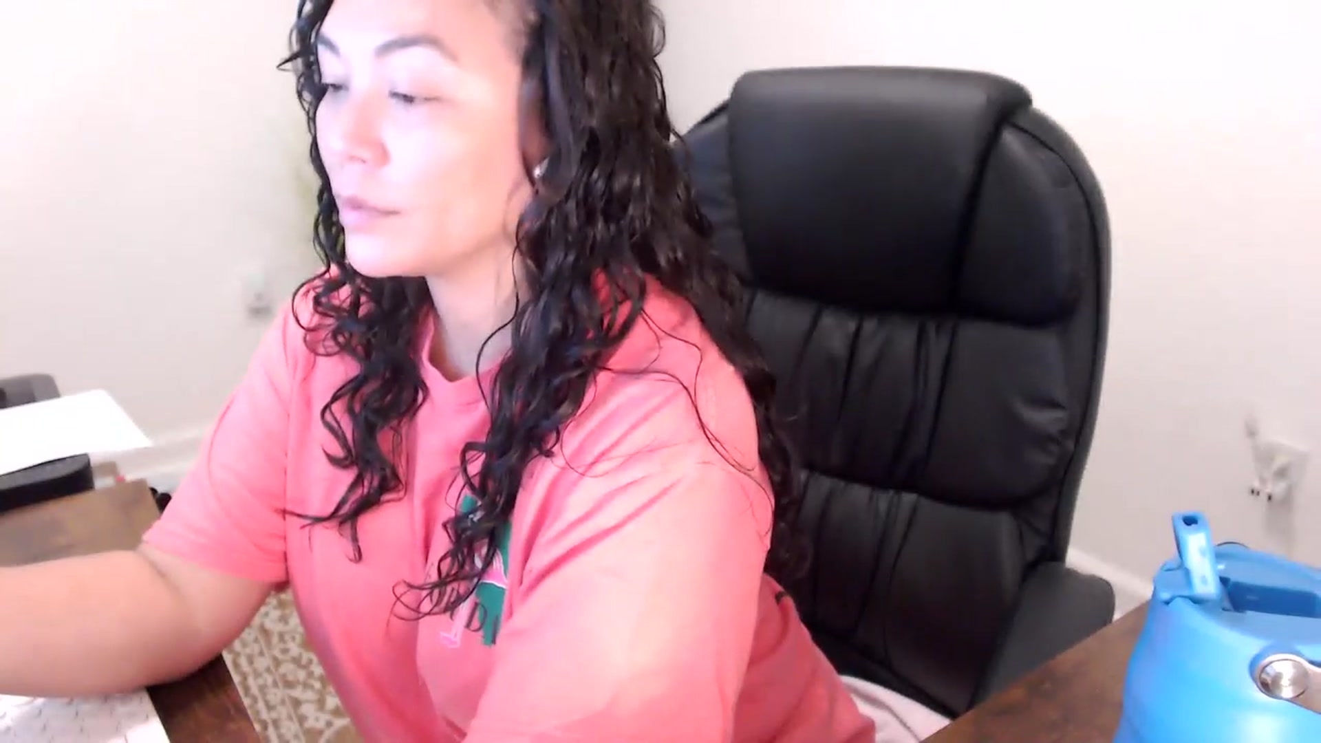 Gallery image thumbnail from MickaylaStar's myfreecams stream on, 11/20/2025, 17:07 image 4 of 20