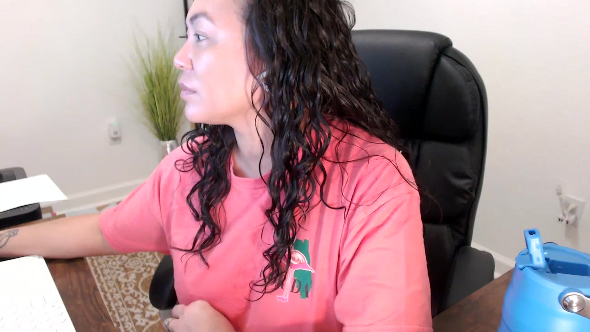 Gallery image thumbnail from MickaylaStar's myfreecams stream on, 11/20/2025, 17:07 image 3 of 20