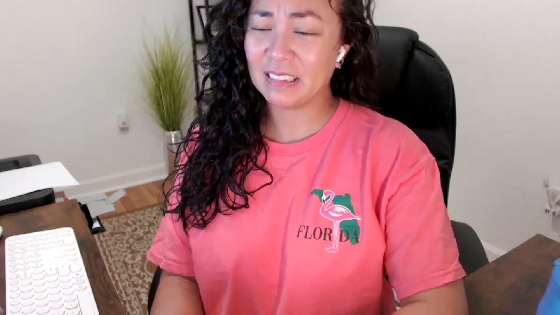 Gallery image thumbnail from MickaylaStar's myfreecams stream on, 11/20/2025, 17:58 image 6 of 20