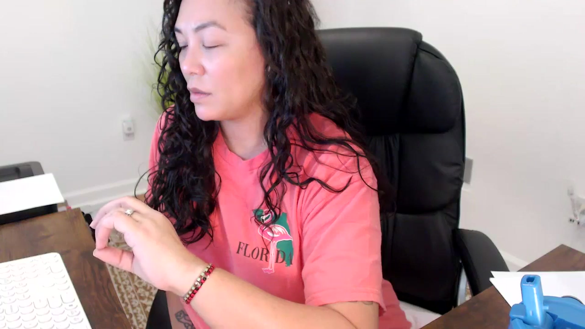 Gallery image thumbnail from MickaylaStar's myfreecams stream on, 11/20/2025, 20:19 image 5 of 20