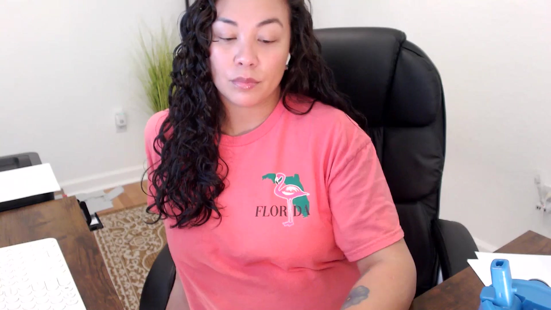 Gallery image thumbnail from MickaylaStar's myfreecams stream on, 11/20/2025, 20:19 image 10 of 20