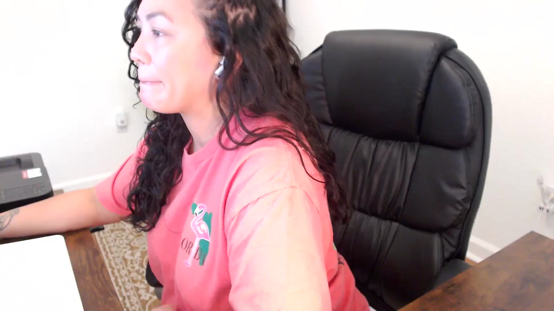 Gallery image thumbnail from MickaylaStar's myfreecams stream on, 11/20/2025, 21:15 image 6 of 20