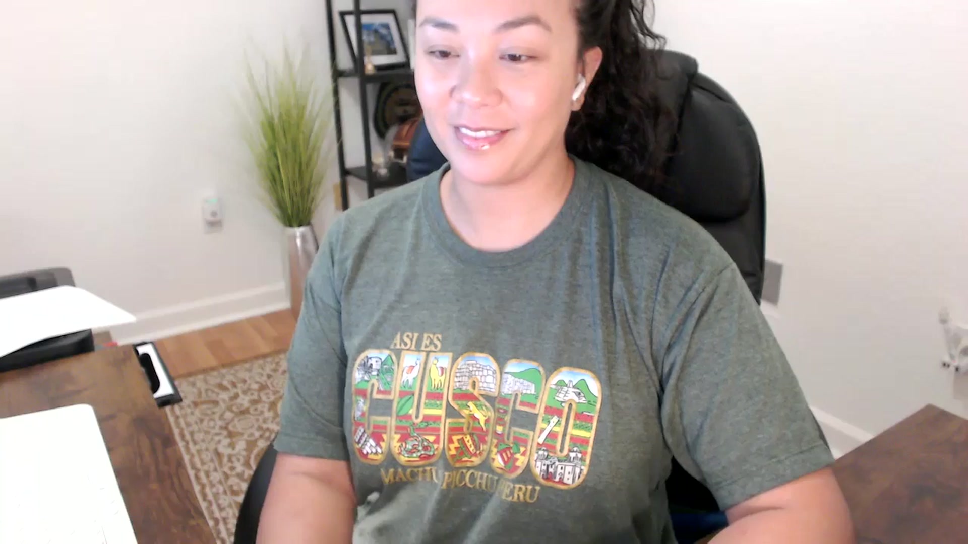 Gallery image thumbnail from MickaylaStar's myfreecams stream on, 11/21/2025, 16:49 image 6 of 20