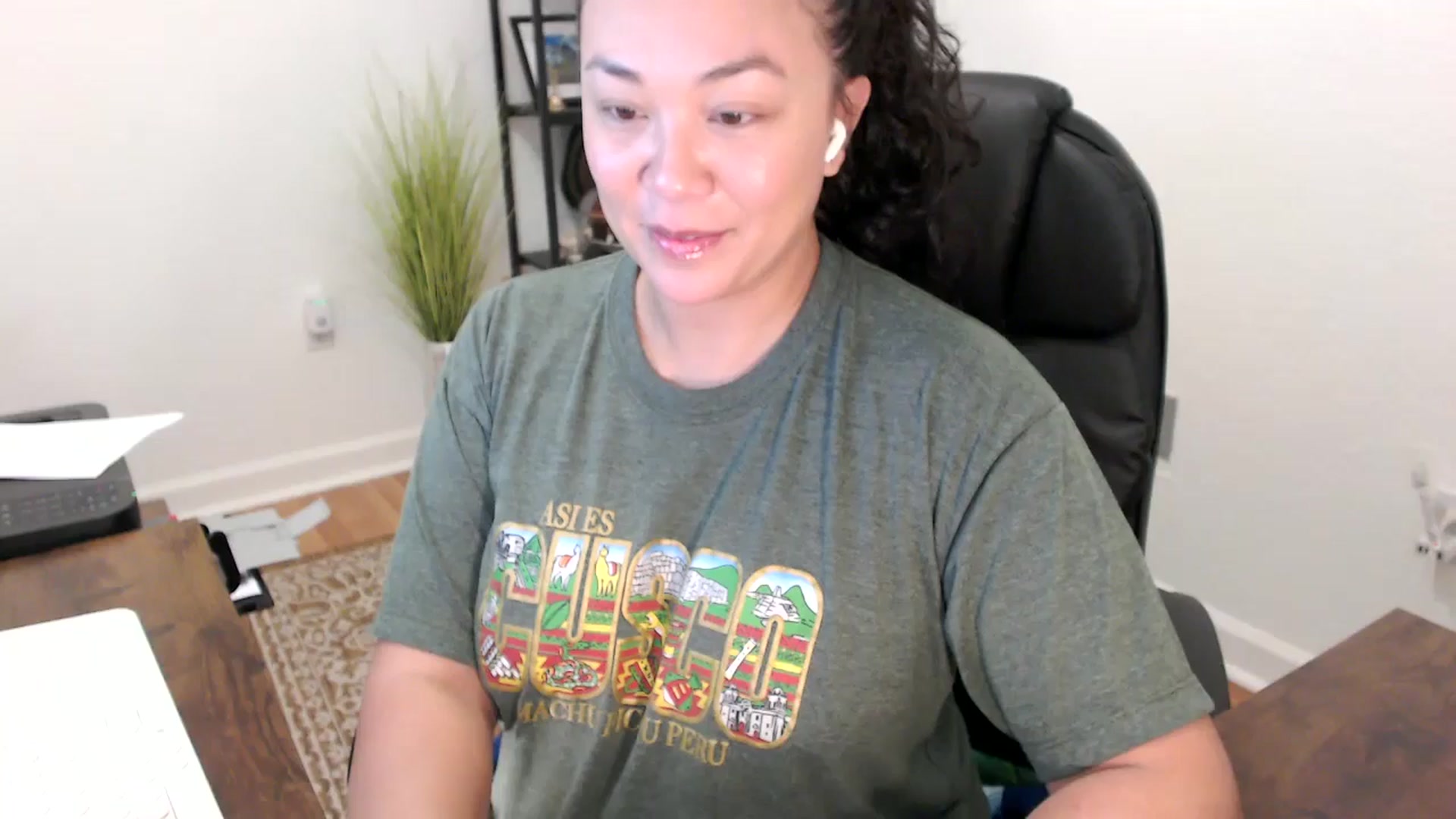 Gallery image thumbnail from MickaylaStar's myfreecams stream on, 11/21/2025, 17:48 image 11 of 20