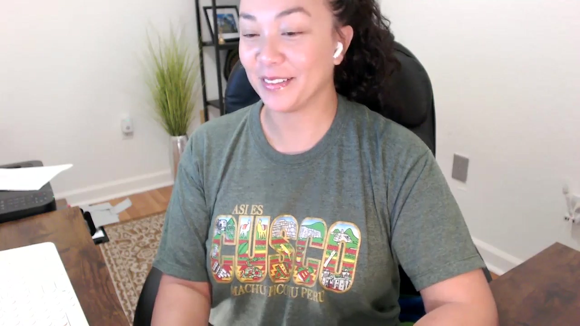 Gallery image thumbnail from MickaylaStar's myfreecams stream on, 11/21/2025, 17:48 image 14 of 20