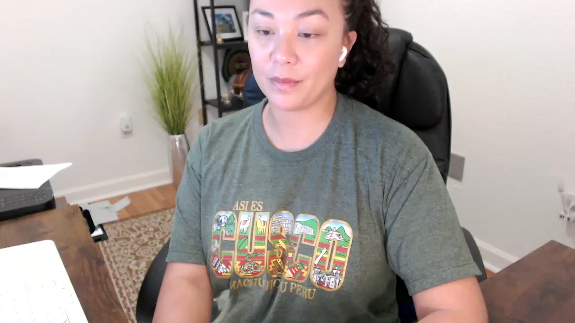 Gallery image thumbnail from MickaylaStar's myfreecams stream on, 11/21/2025, 17:48 image 18 of 20