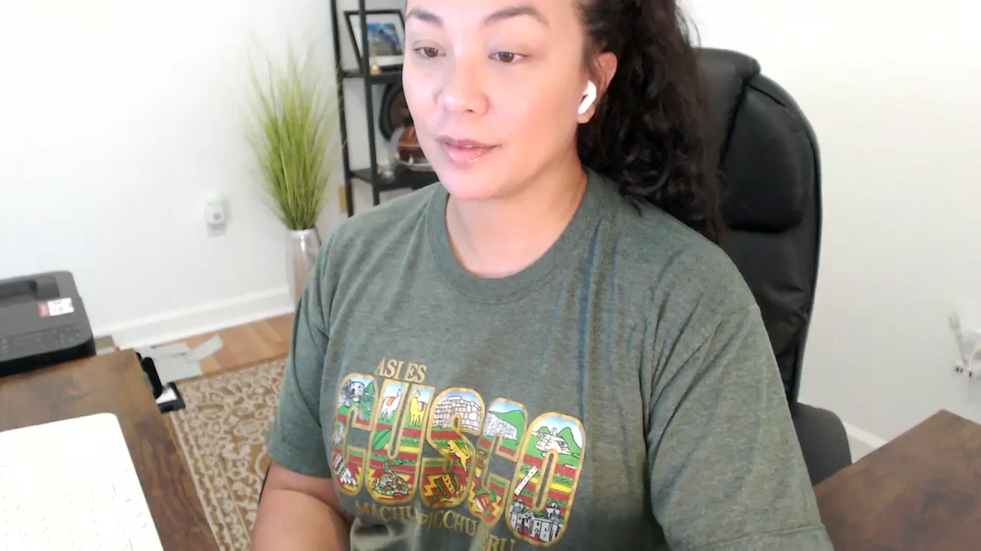 Gallery image thumbnail from MickaylaStar's myfreecams stream on, 11/21/2025, 20:55 image 16 of 20
