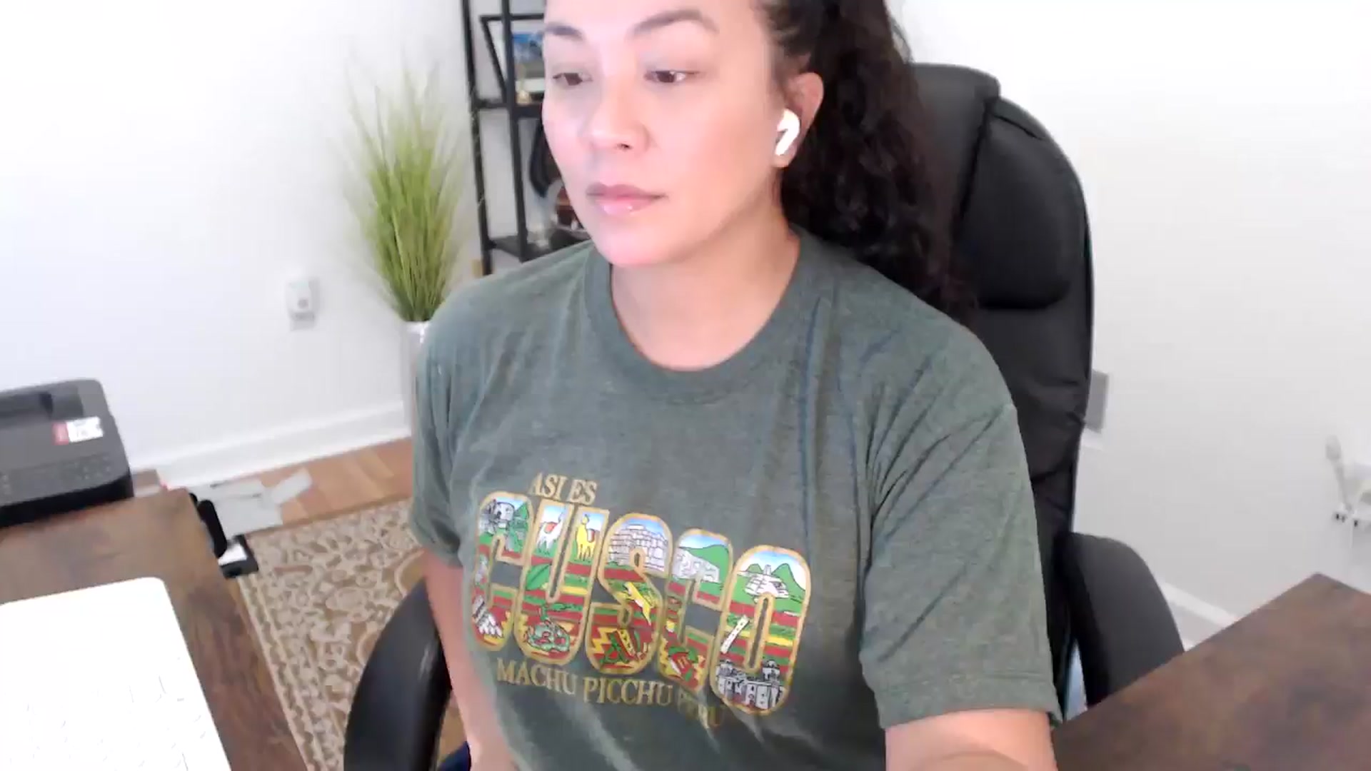 Gallery image thumbnail from MickaylaStar's myfreecams stream on, 11/21/2025, 20:55 image 6 of 20