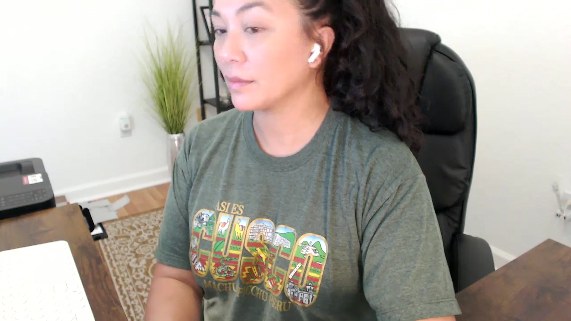 Gallery image thumbnail from MickaylaStar's myfreecams stream on, 11/21/2025, 20:55 image 17 of 20