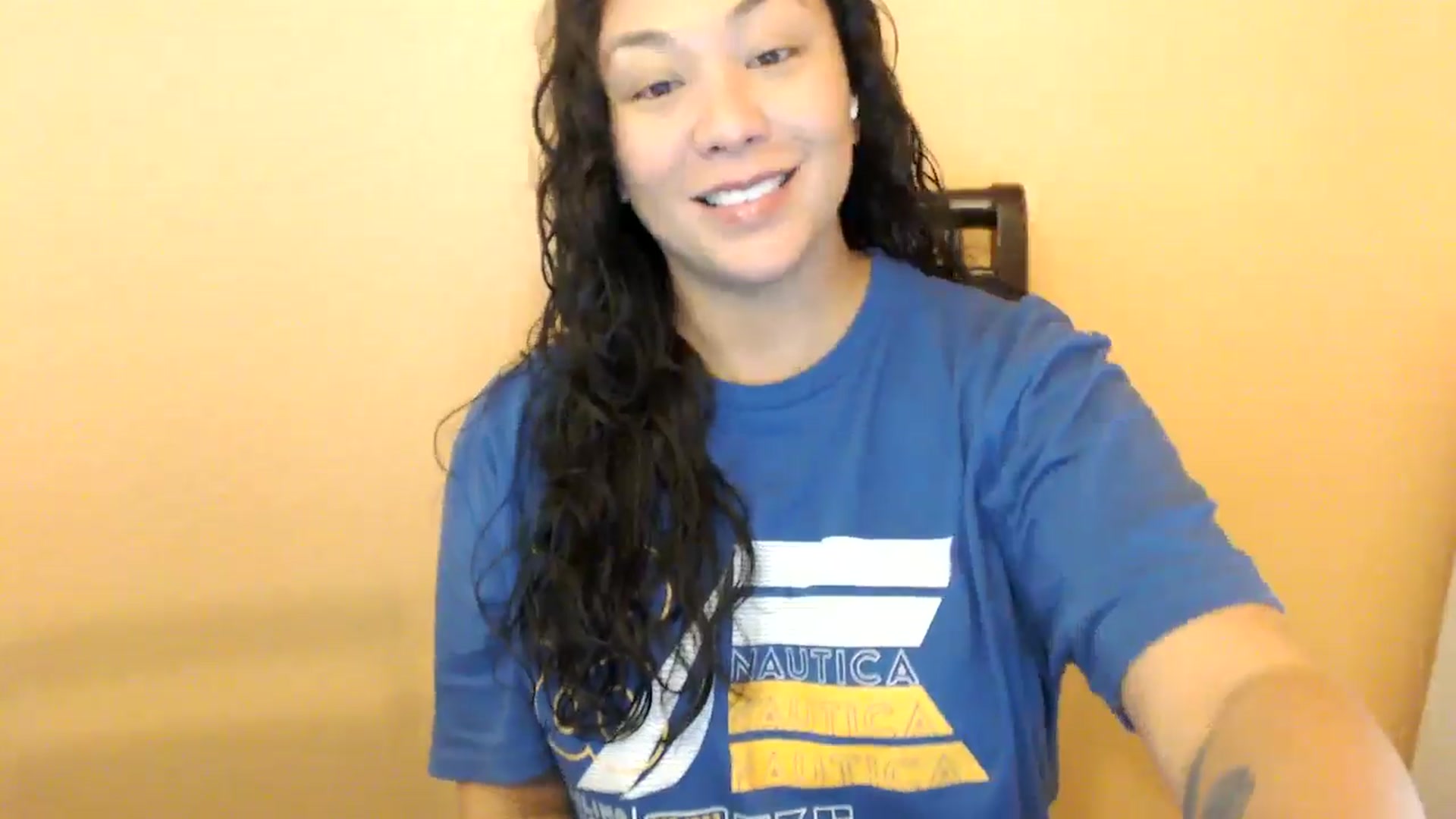 Gallery image thumbnail from MickaylaStar's myfreecams stream on, 11/23/2025, 17:37 image 15 of 20