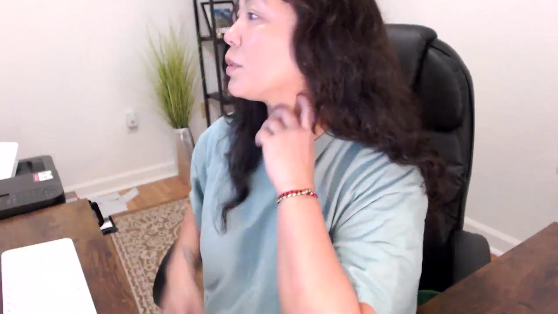 Gallery image thumbnail from MickaylaStar's myfreecams stream on, 11/24/2025, 16:09 image 7 of 20
