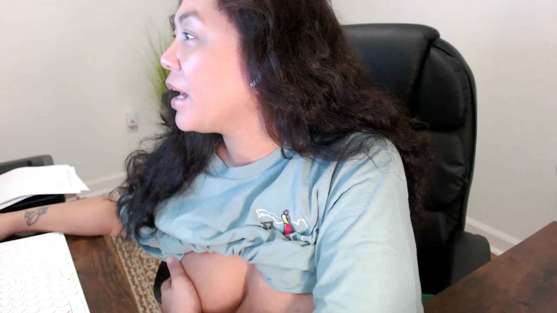 Gallery image thumbnail from MickaylaStar's myfreecams stream on, 11/24/2025, 17:08 image 17 of 20