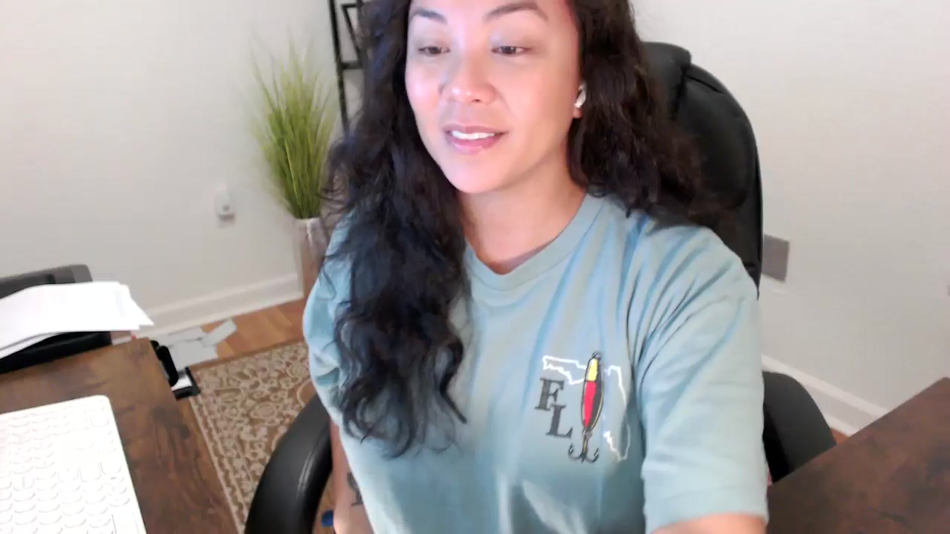 Gallery image thumbnail from MickaylaStar's myfreecams stream on, 11/24/2025, 18:05 image 1 of 20