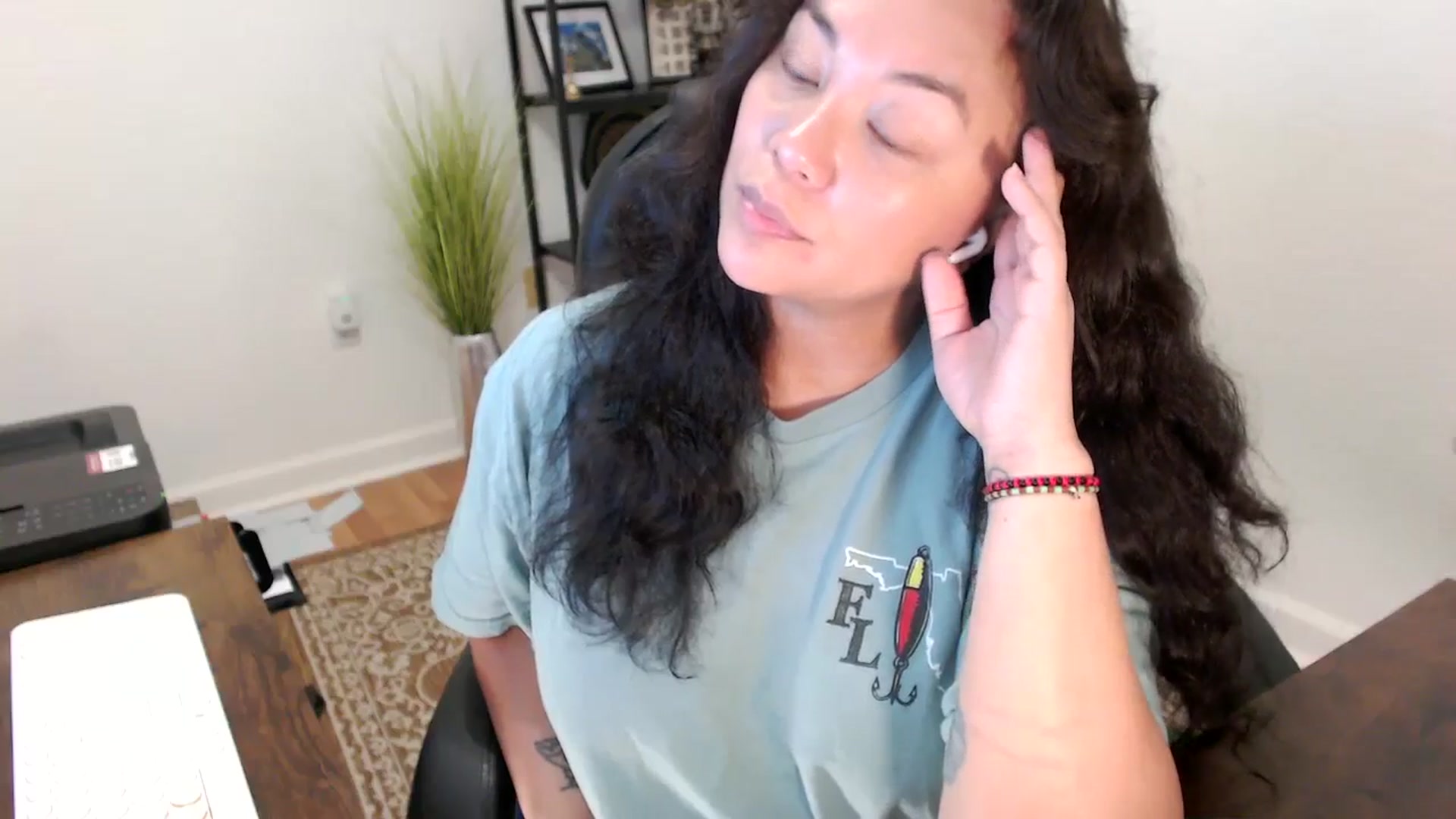 Gallery image thumbnail from MickaylaStar's myfreecams stream on, 11/24/2025, 18:41 image 6 of 20