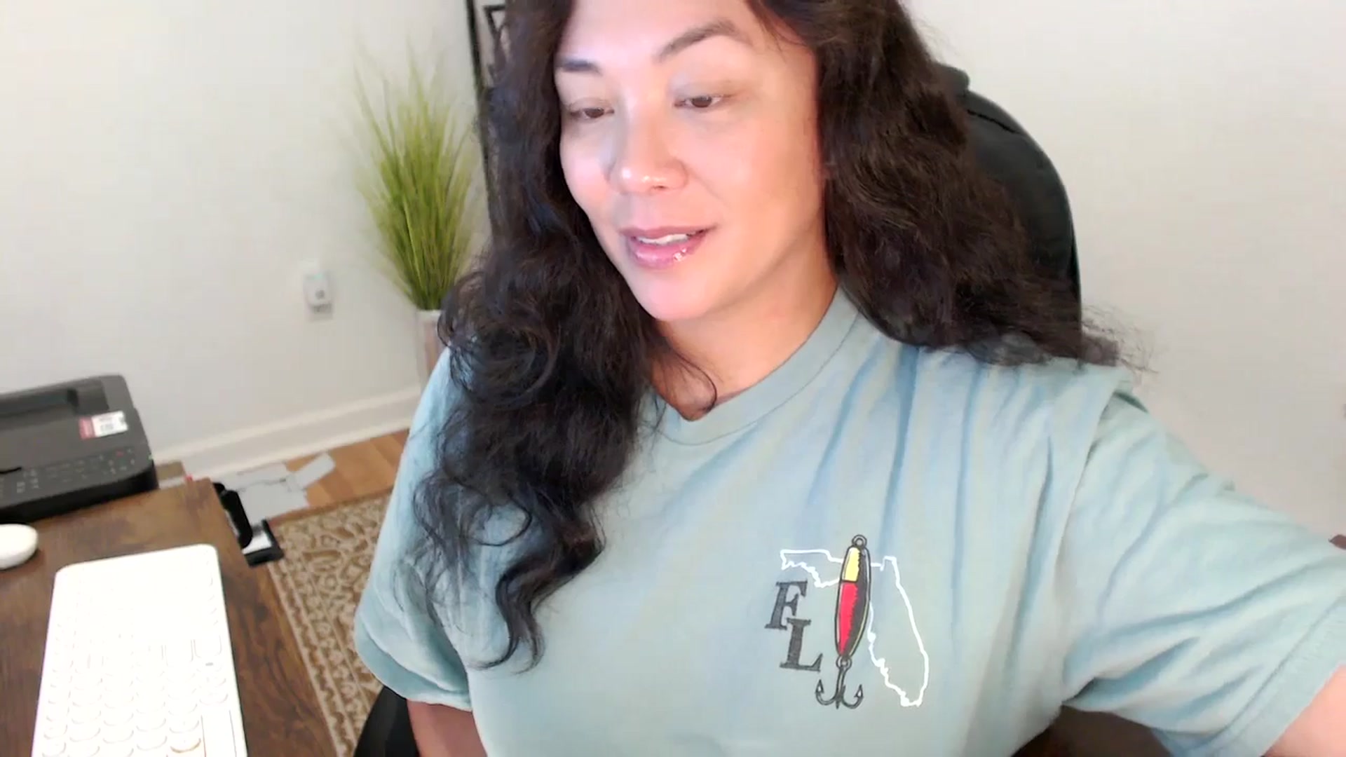 Gallery image thumbnail from MickaylaStar's myfreecams stream on, 11/24/2025, 19:15 image 17 of 20