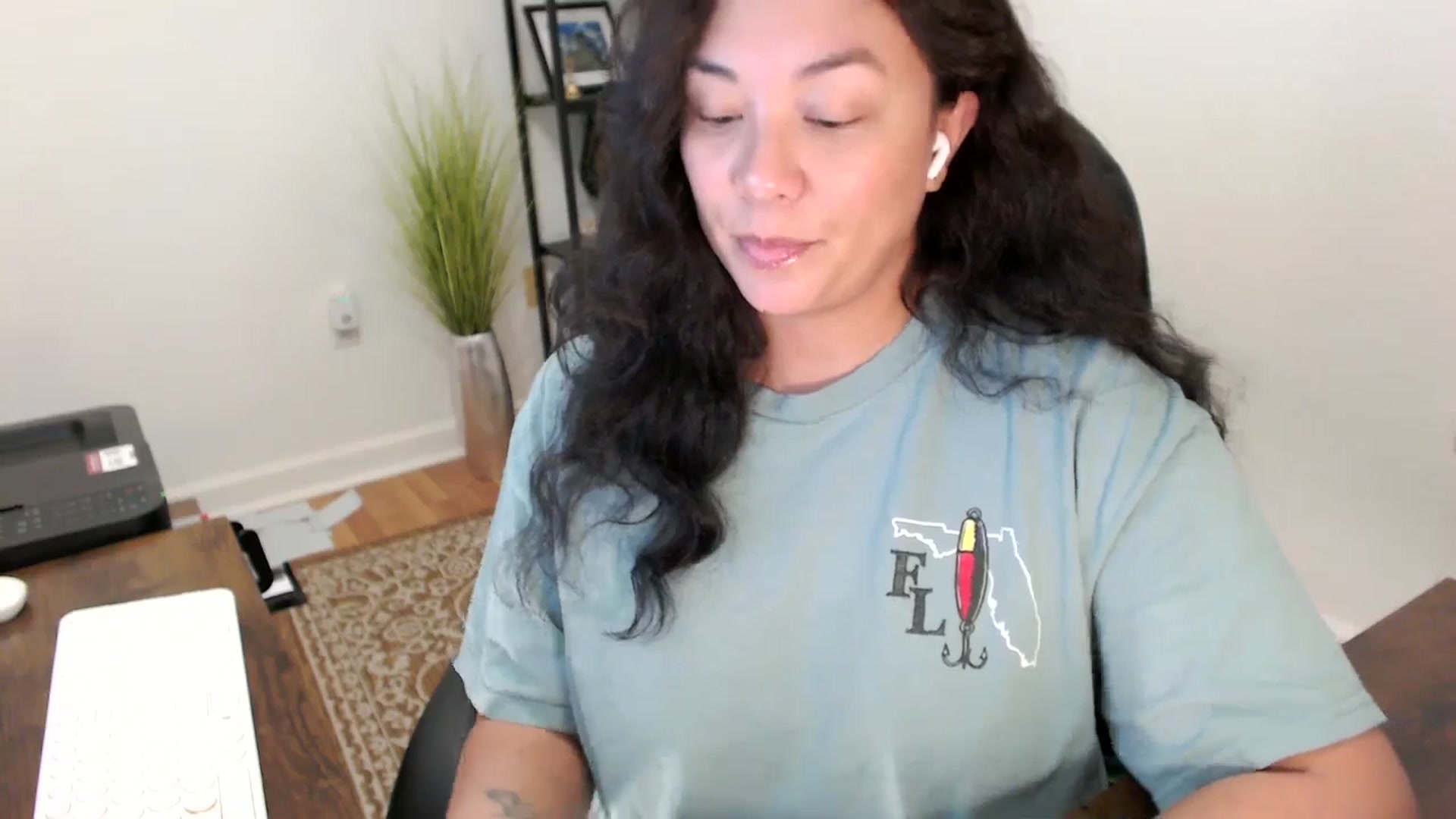 Gallery image thumbnail from MickaylaStar's myfreecams stream on, 11/24/2025, 19:15 image 7 of 20