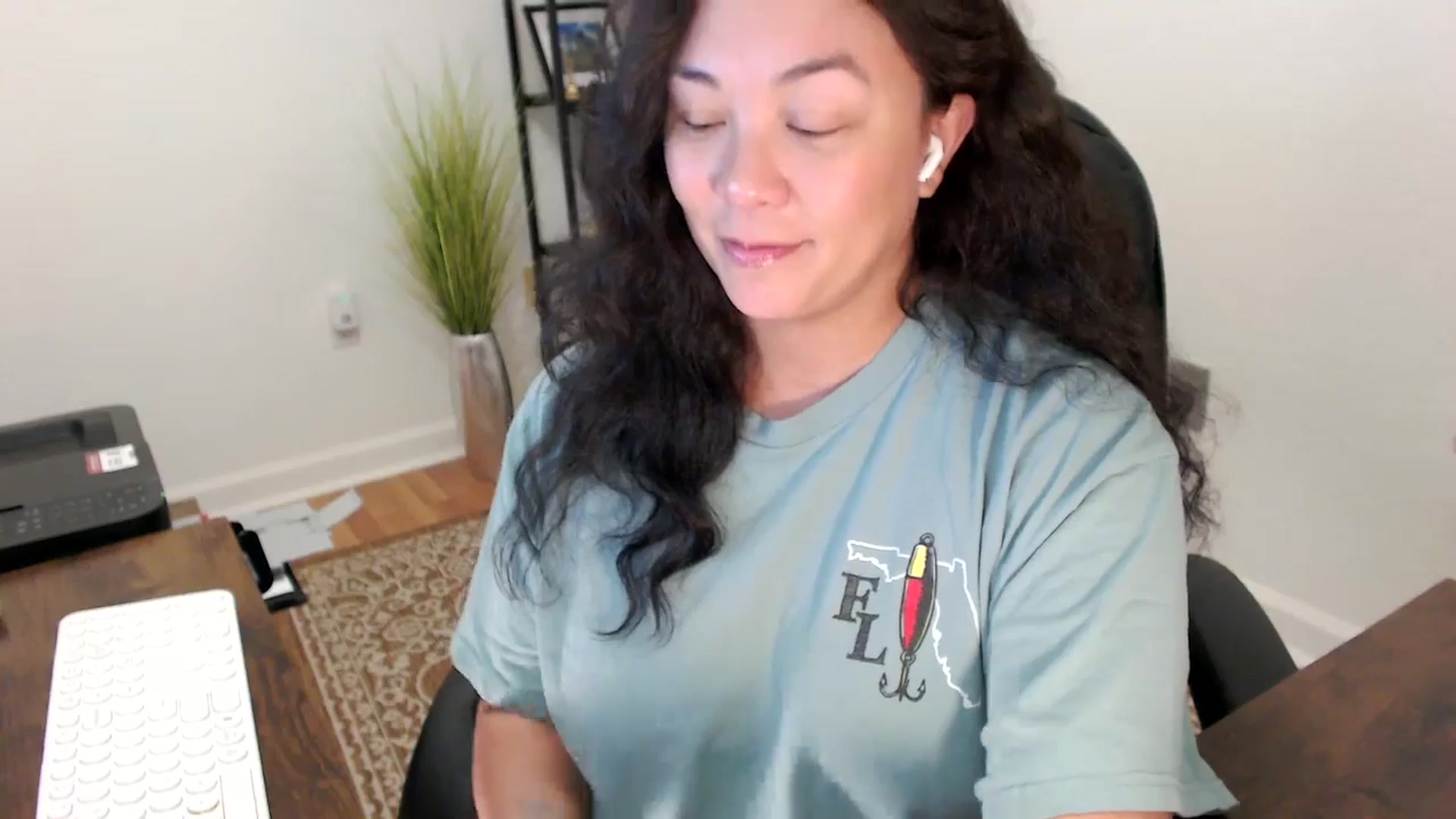 Gallery image thumbnail from MickaylaStar's myfreecams stream on, 11/24/2025, 19:15 image 3 of 20