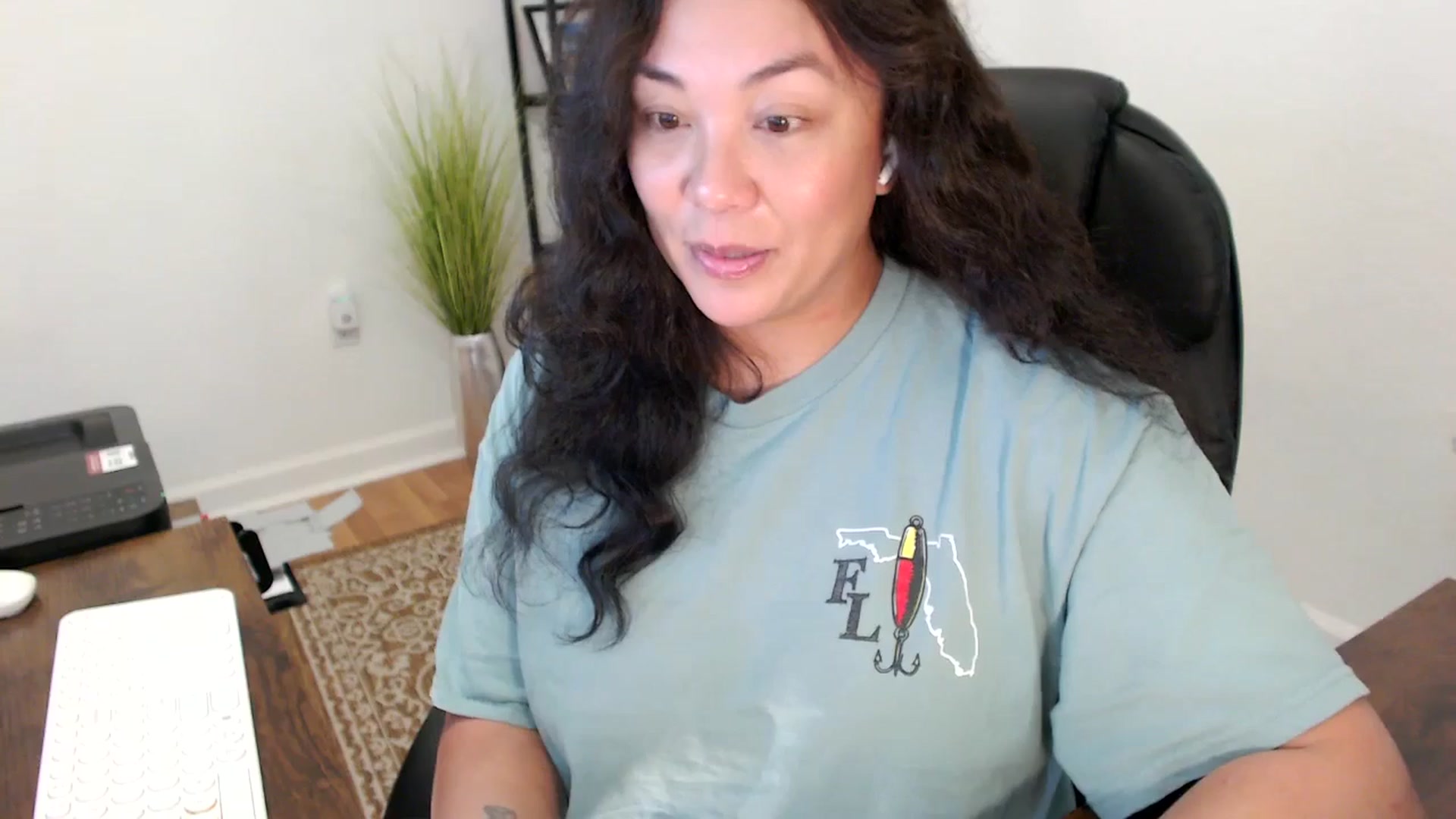 Gallery image thumbnail from MickaylaStar's myfreecams stream on, 11/24/2025, 19:15 image 18 of 20