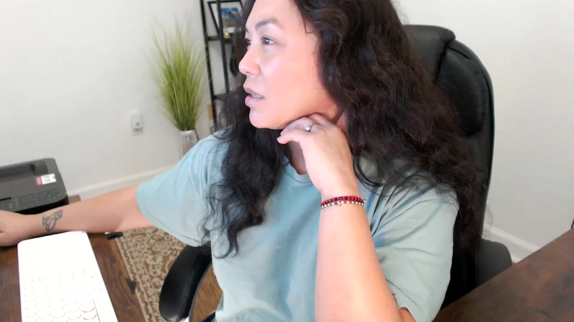 Gallery image thumbnail from MickaylaStar's myfreecams stream on, 11/24/2025, 19:40 image 20 of 20