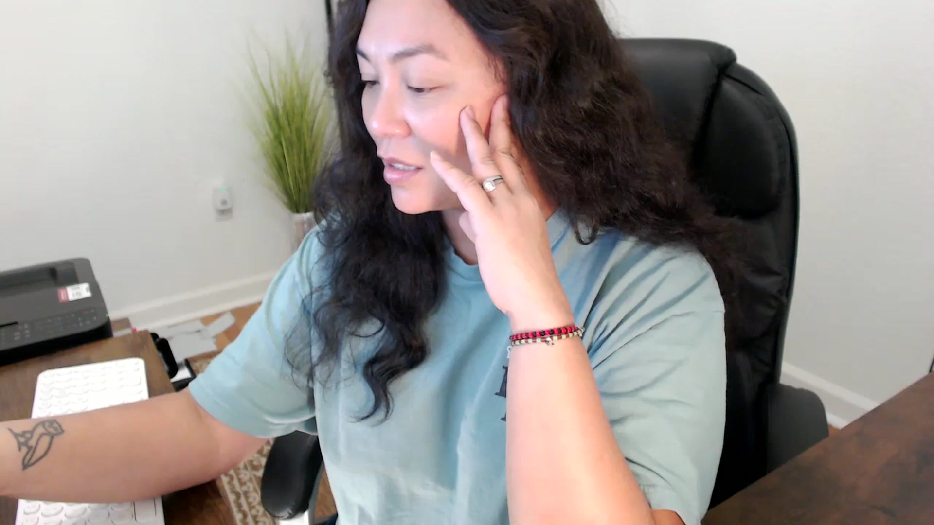 Gallery image thumbnail from MickaylaStar's myfreecams stream on, 11/24/2025, 19:40 image 2 of 20