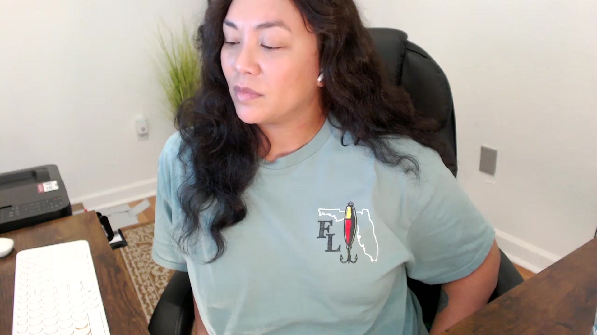 Gallery image thumbnail from MickaylaStar's myfreecams stream on, 11/24/2025, 20:21 image 19 of 20