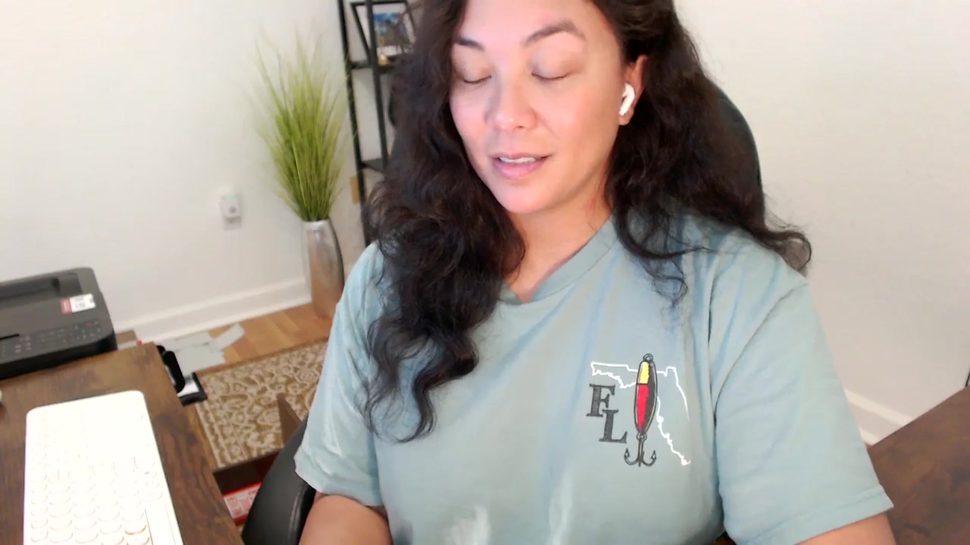 Gallery image thumbnail from MickaylaStar's myfreecams stream on, 11/24/2025, 20:21 image 10 of 20