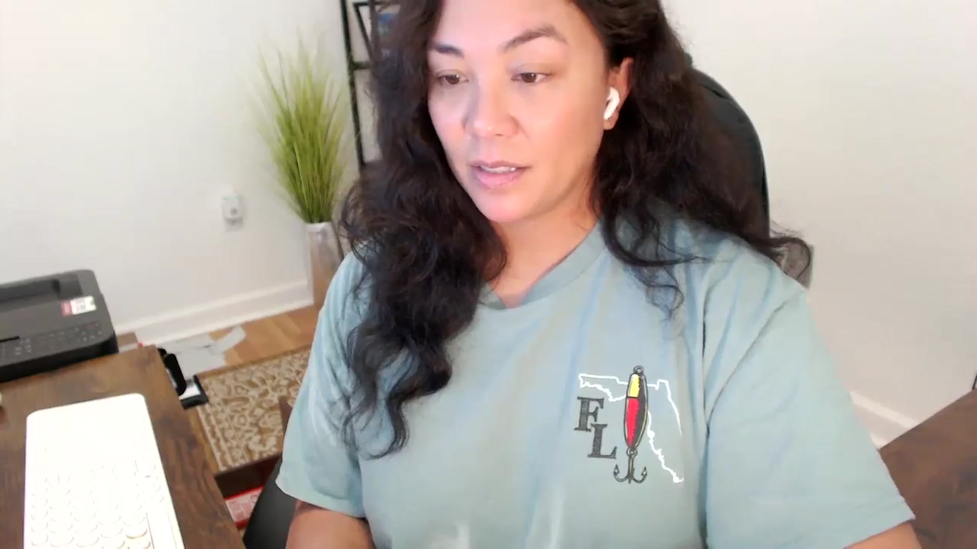 Gallery image thumbnail from MickaylaStar's myfreecams stream on, 11/24/2025, 20:21 image 8 of 20