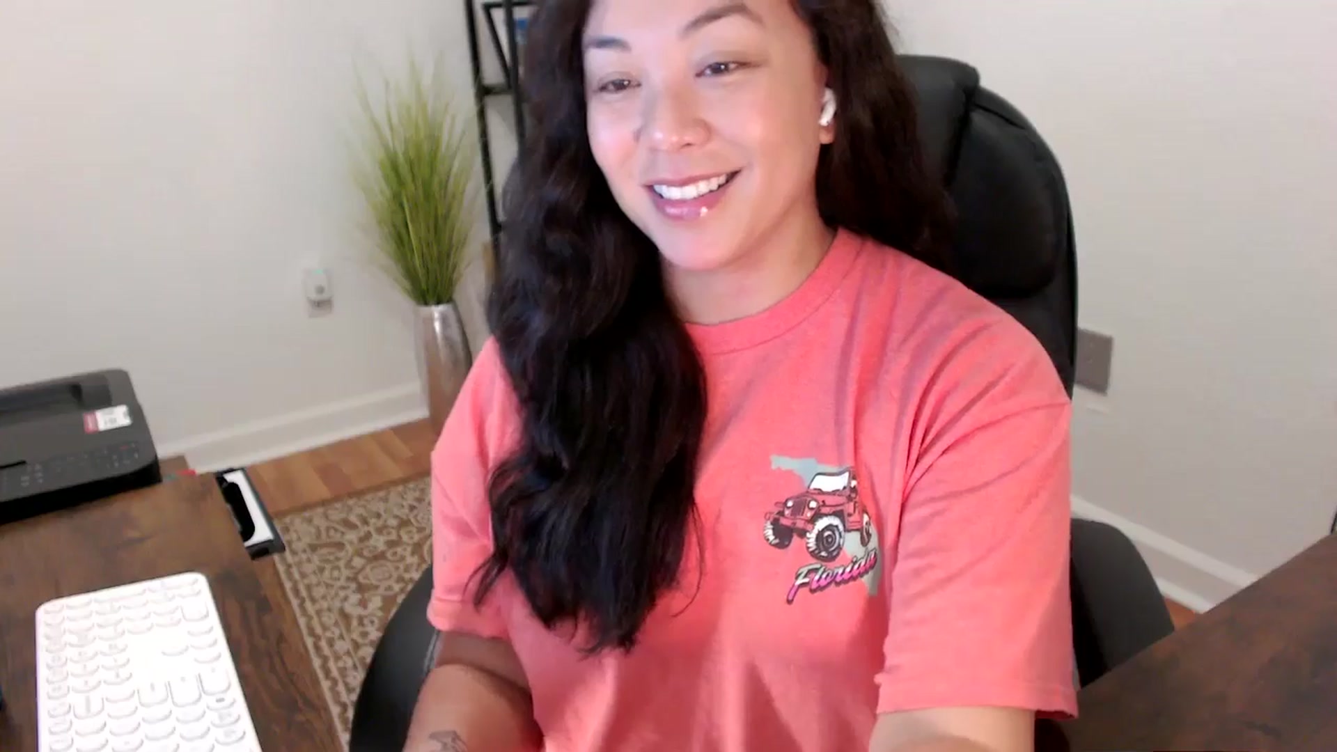 Gallery image thumbnail from MickaylaStar's myfreecams stream on, 11/25/2025, 16:28 image 16 of 20