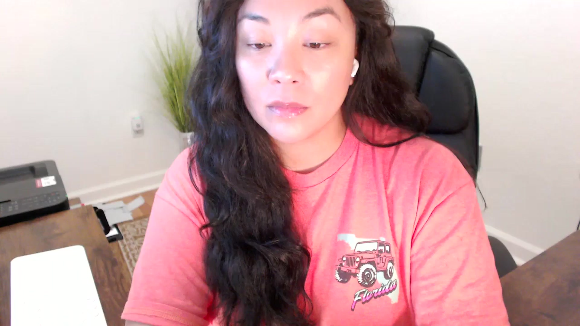 Gallery image thumbnail from MickaylaStar's myfreecams stream on, 11/25/2025, 17:38 image 15 of 20
