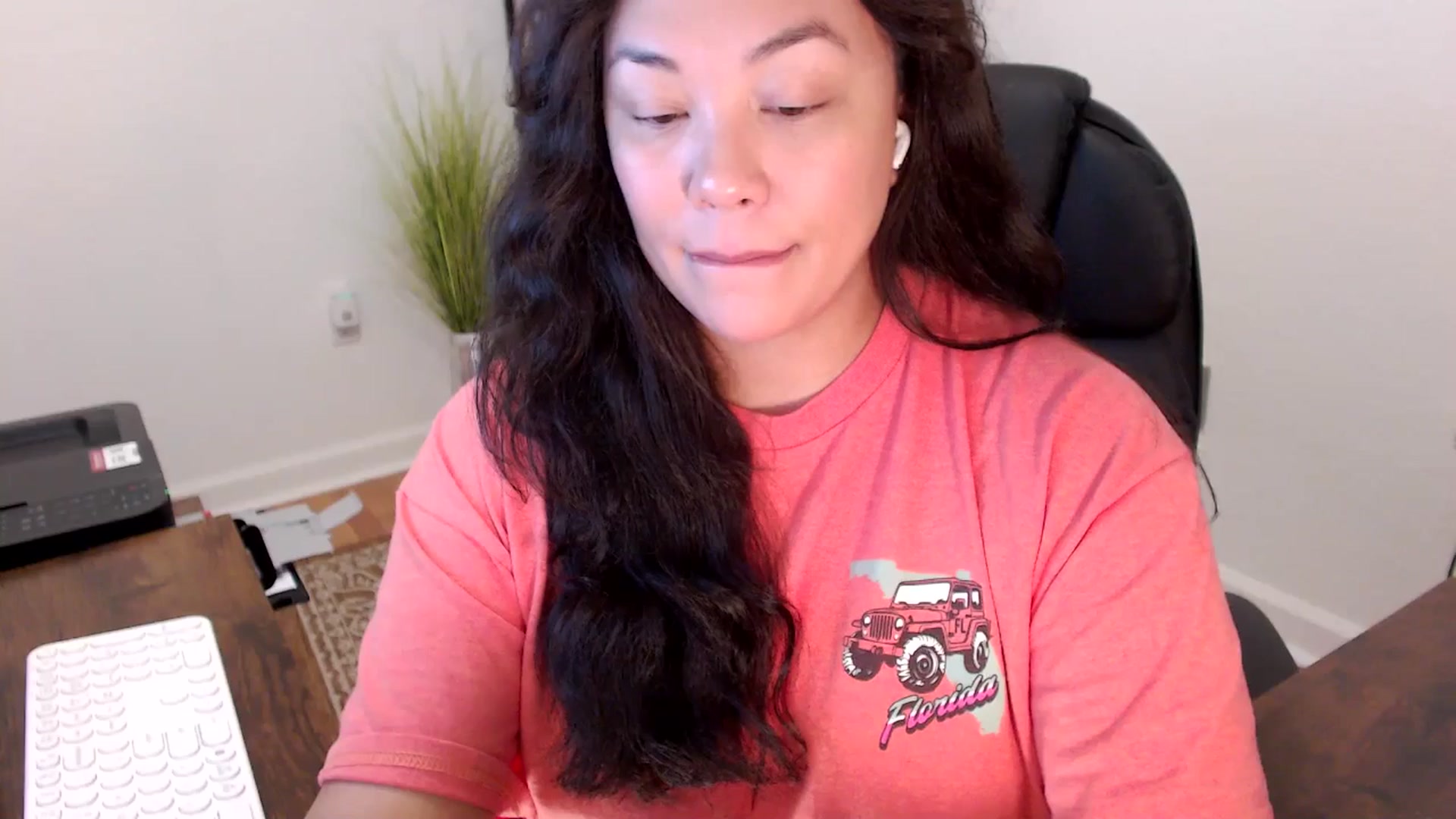 Gallery image thumbnail from MickaylaStar's myfreecams stream on, 11/25/2025, 17:38 image 18 of 20