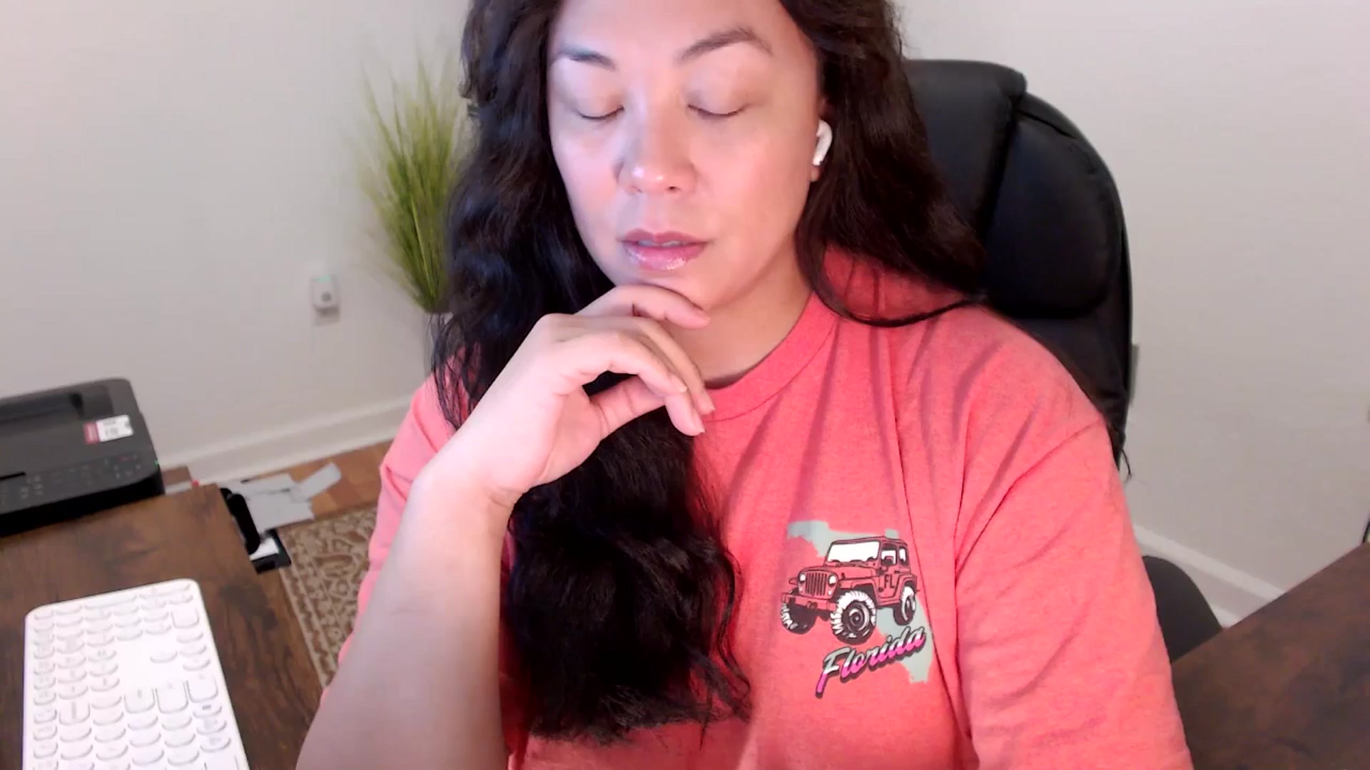 Gallery image thumbnail from MickaylaStar's myfreecams stream on, 11/25/2025, 17:38 image 19 of 20
