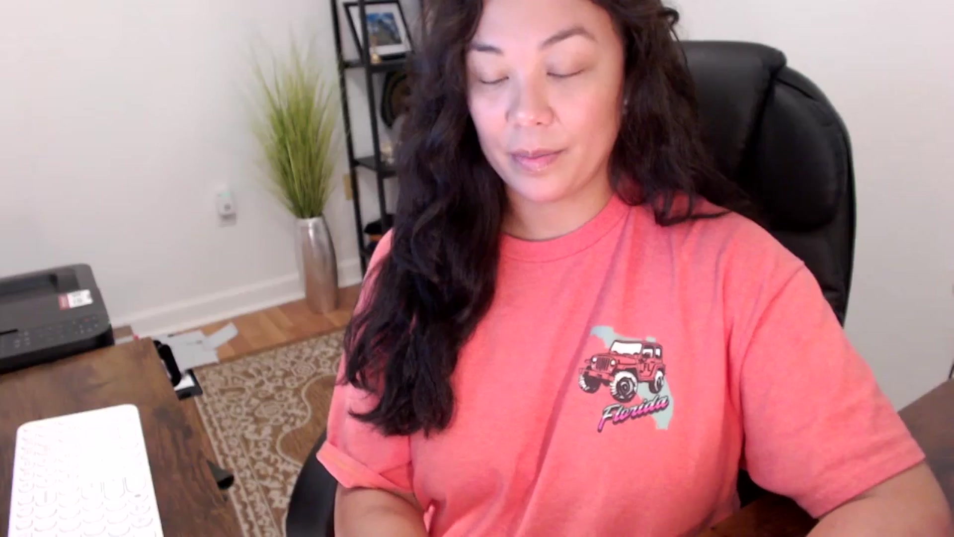 Gallery image thumbnail from MickaylaStar's myfreecams stream on, 11/25/2025, 18:25 image 16 of 20