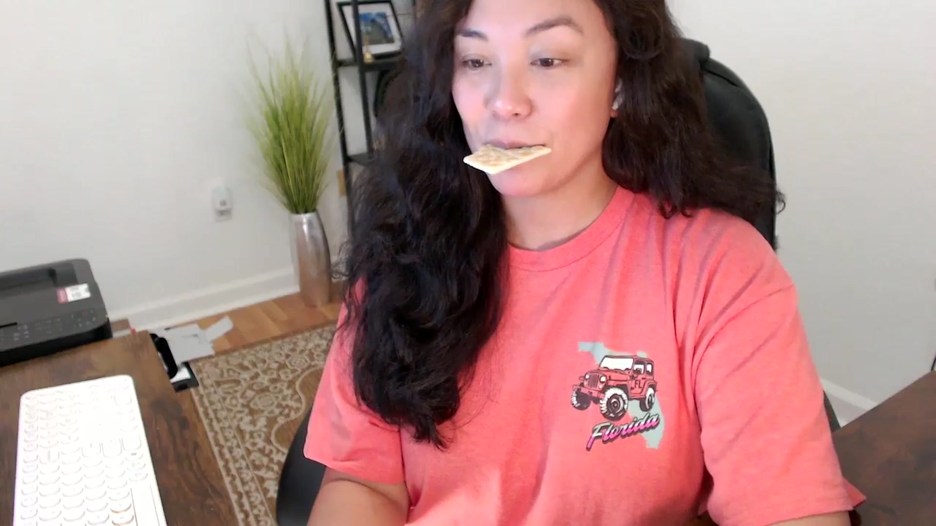 Gallery image thumbnail from MickaylaStar's myfreecams stream on, 11/25/2025, 19:35 image 9 of 20