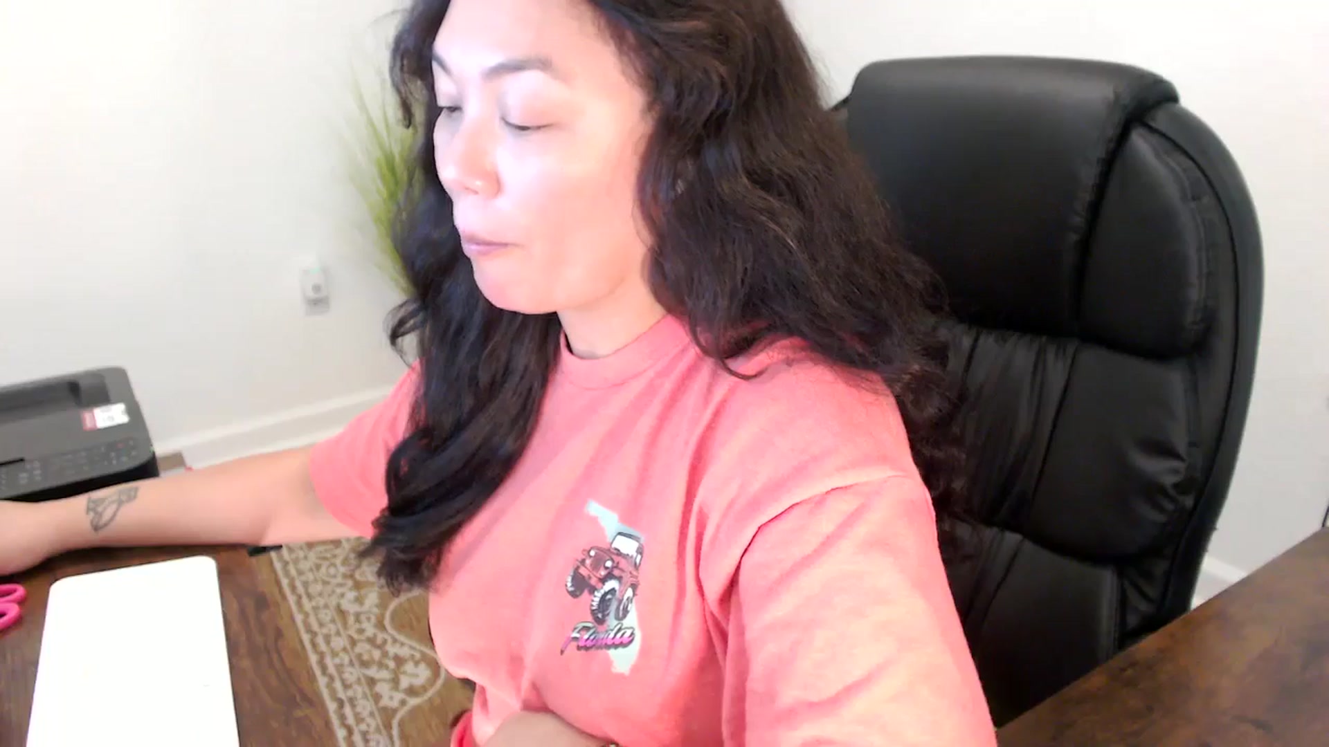 Gallery image thumbnail from MickaylaStar's myfreecams stream on, 11/25/2025, 19:35 image 2 of 20