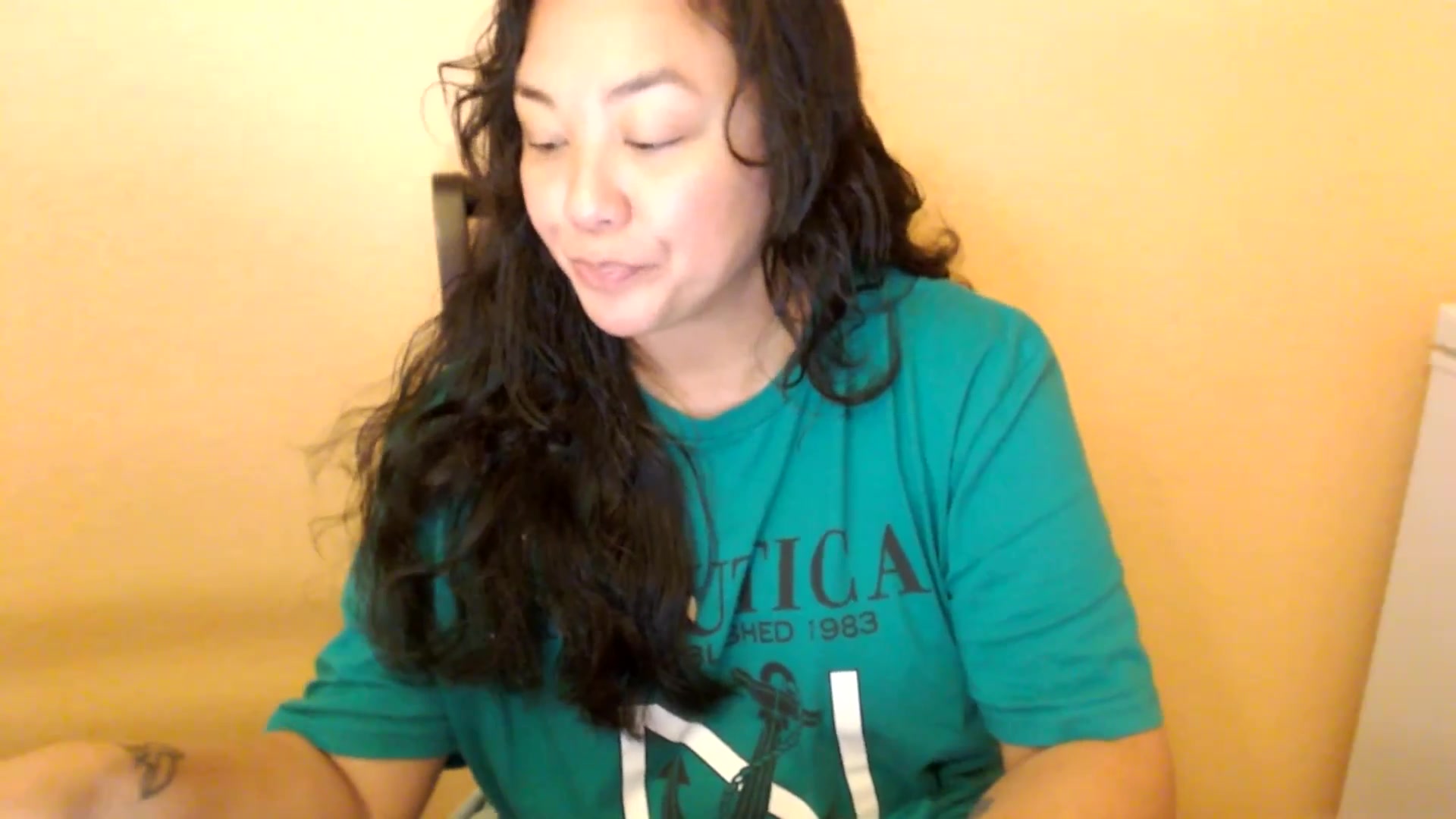 Gallery image thumbnail from MickaylaStar's myfreecams stream on, 11/30/2025, 03:43 image 16 of 20
