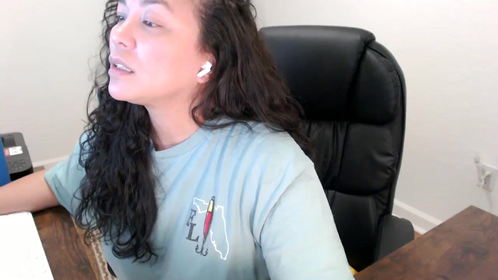 Gallery image thumbnail from MickaylaStar's myfreecams stream on, 12/01/2025, 18:02 image 3 of 20