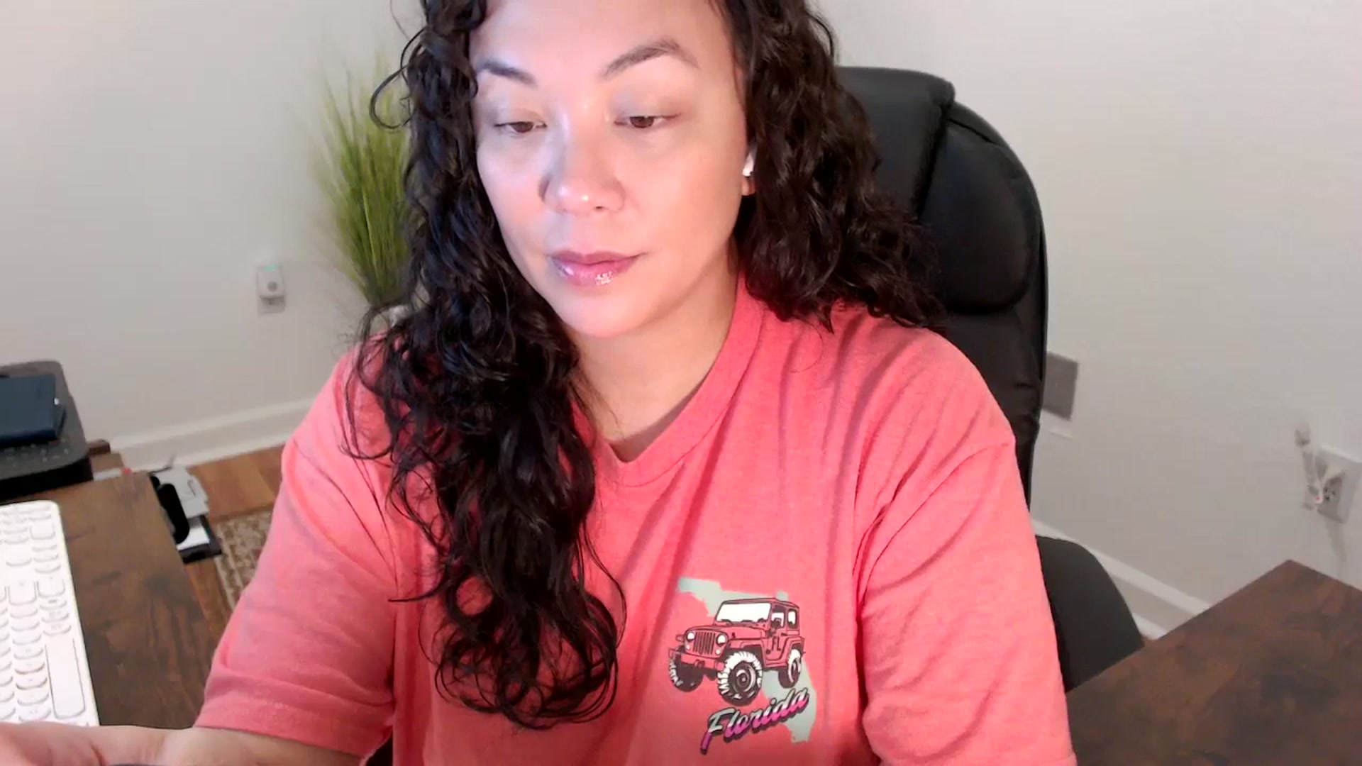 Gallery image thumbnail from MickaylaStar's myfreecams stream on, 12/02/2025, 17:24 image 11 of 20
