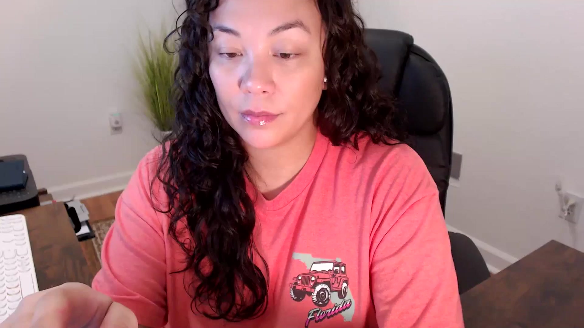 Gallery image thumbnail from MickaylaStar's myfreecams stream on, 12/02/2025, 17:24 image 13 of 20