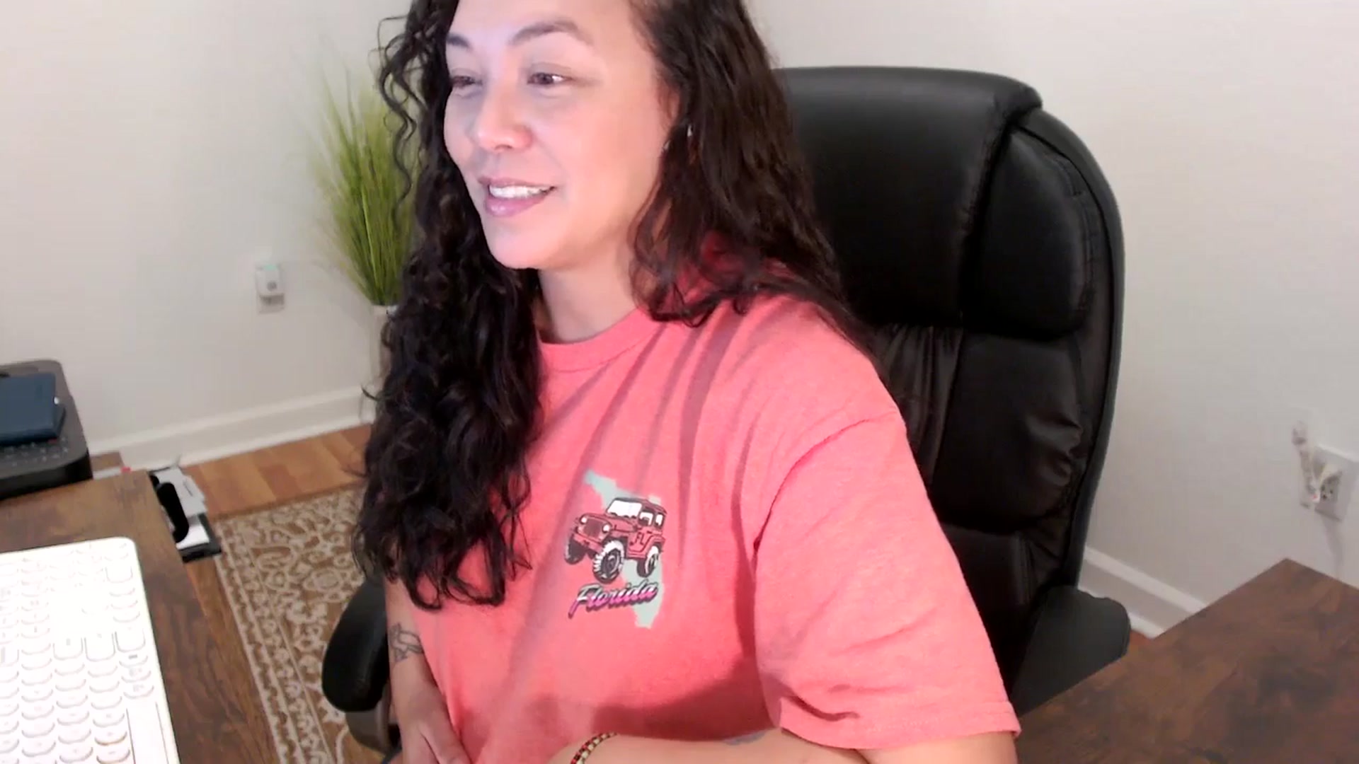 Gallery image thumbnail from MickaylaStar's myfreecams stream on, 12/02/2025, 18:53 image 14 of 20