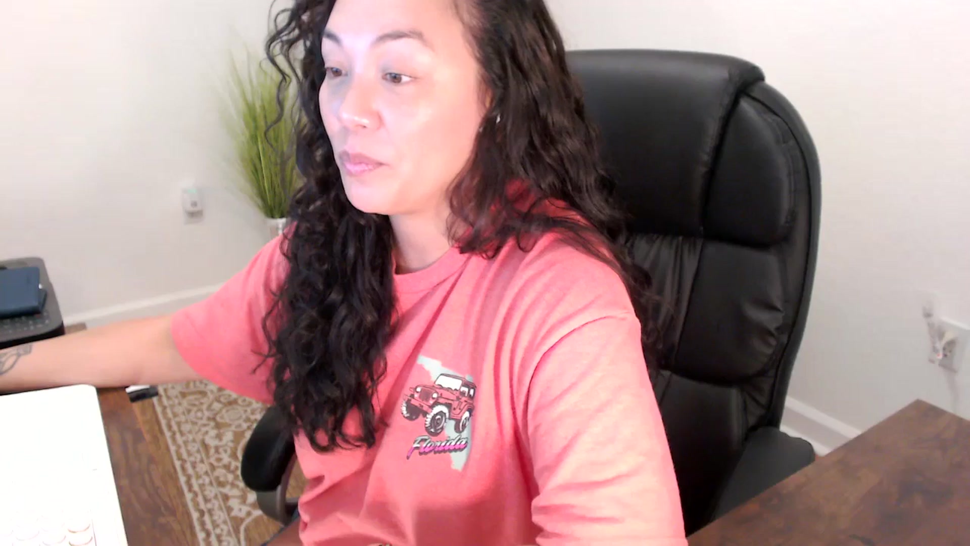 Gallery image thumbnail from MickaylaStar's myfreecams stream on, 12/02/2025, 18:53 image 17 of 20