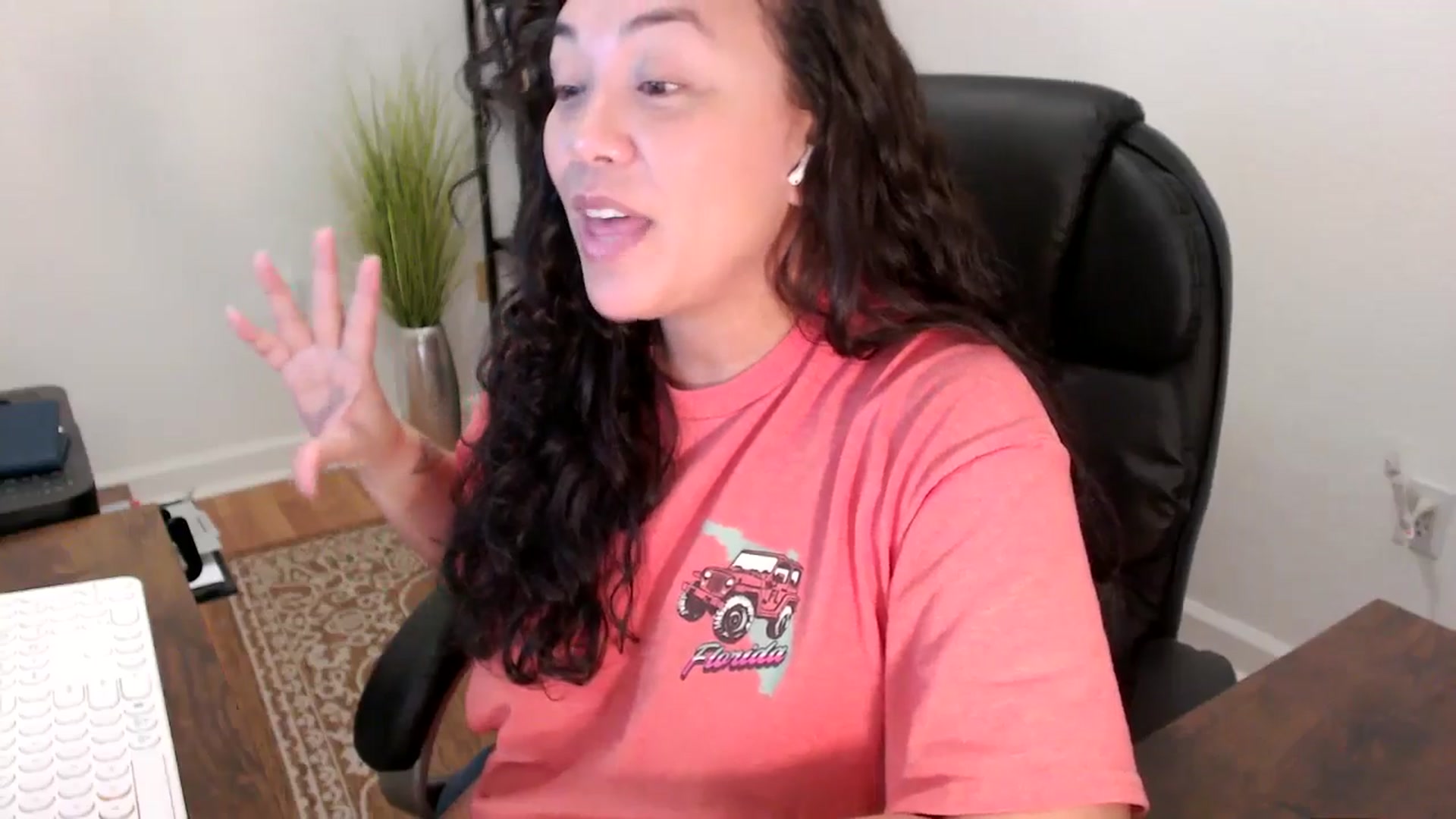 Gallery image thumbnail from MickaylaStar's myfreecams stream on, 12/02/2025, 19:55 image 3 of 20