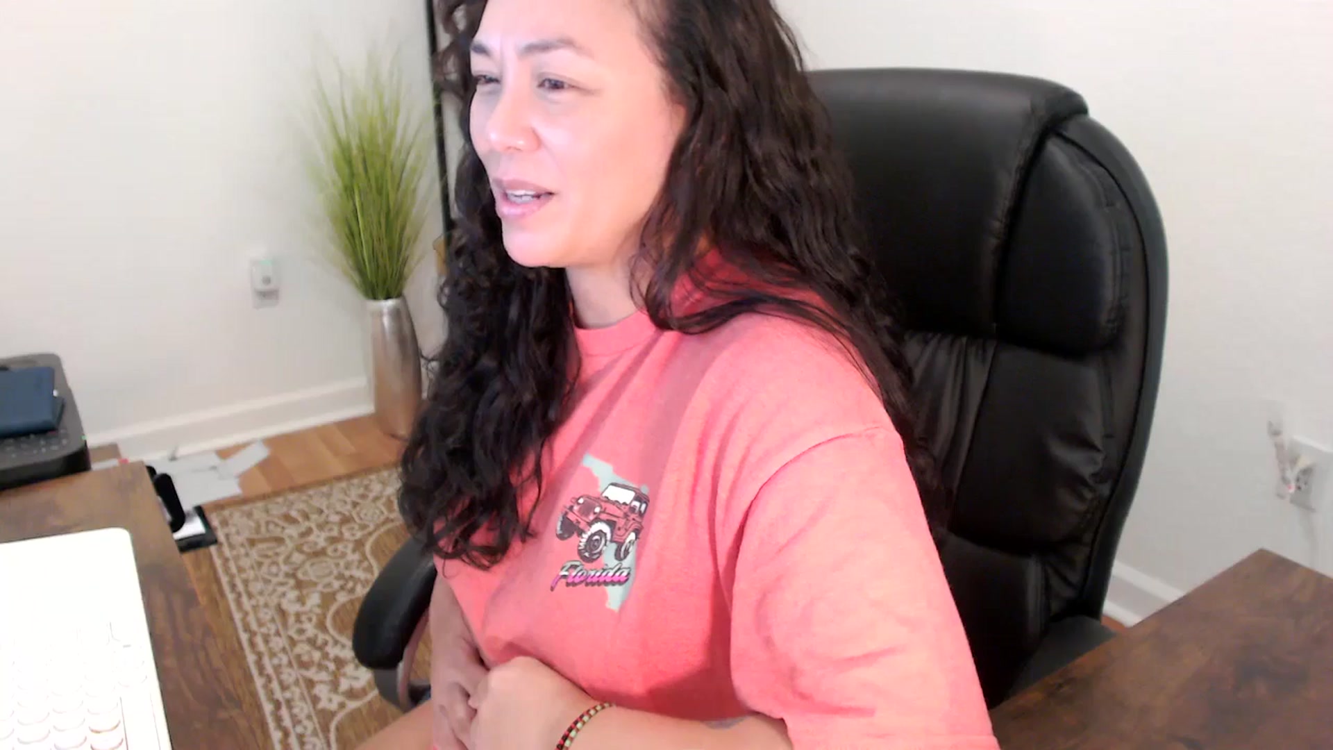 Gallery image thumbnail from MickaylaStar's myfreecams stream on, 12/02/2025, 19:55 image 8 of 20