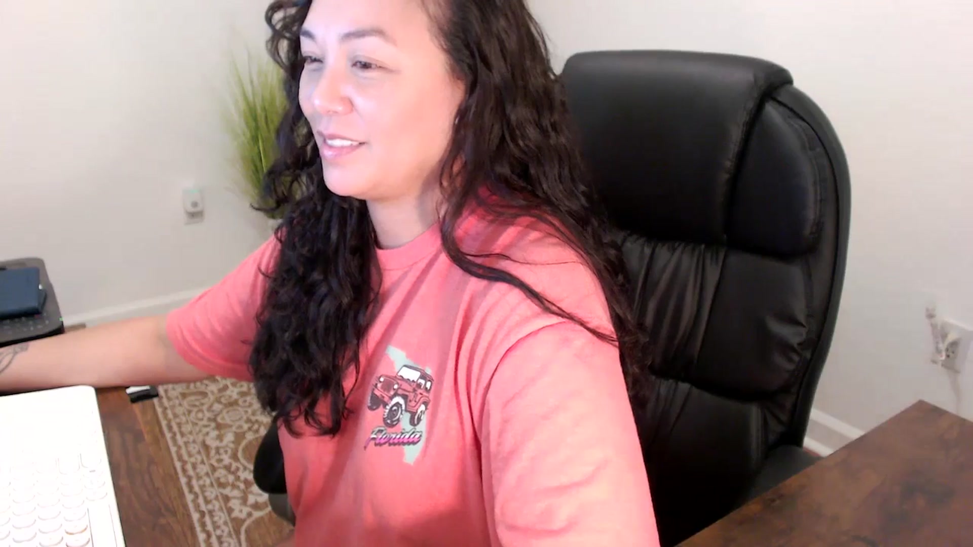 Gallery image thumbnail from MickaylaStar's myfreecams stream on, 12/02/2025, 19:55 image 10 of 20