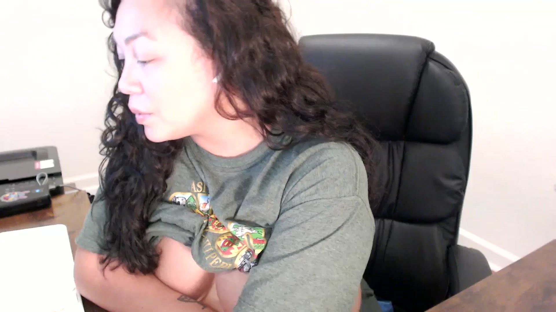 Gallery image thumbnail from MickaylaStar's myfreecams stream on, 12/03/2025, 17:46 image 4 of 20