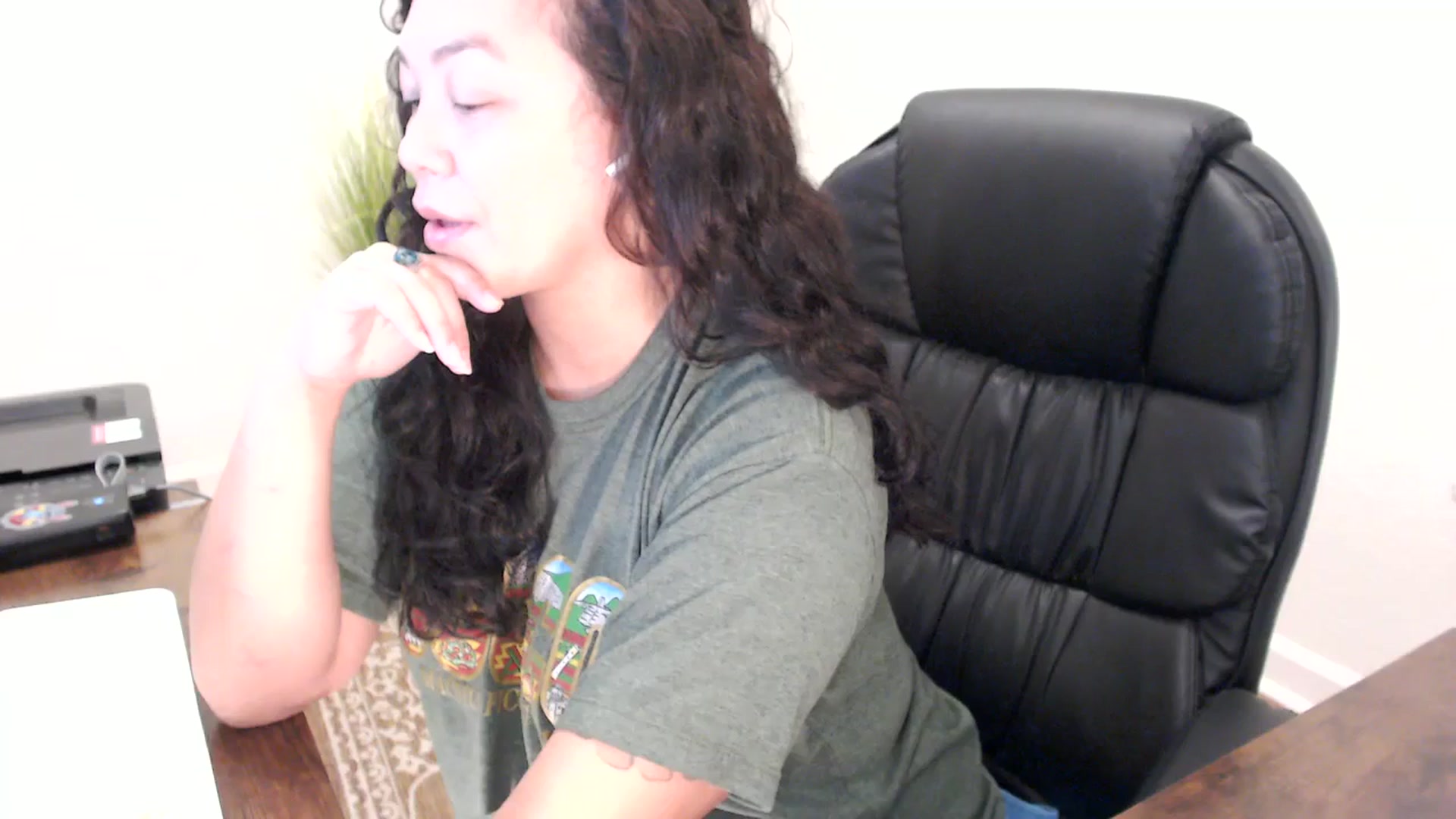 Gallery image thumbnail from MickaylaStar's myfreecams stream on, 12/03/2025, 17:46 image 1 of 20