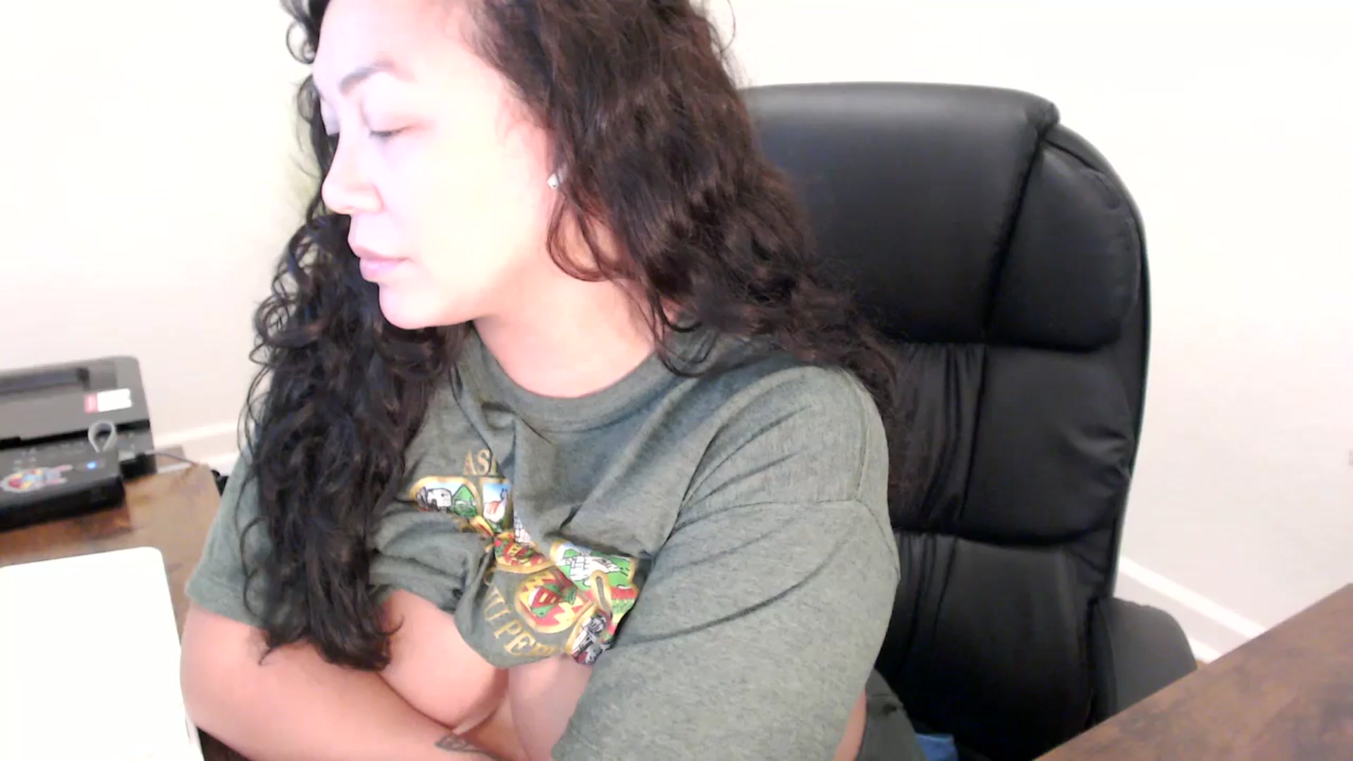 Gallery image thumbnail from MickaylaStar's myfreecams stream on, 12/03/2025, 17:46 image 6 of 20