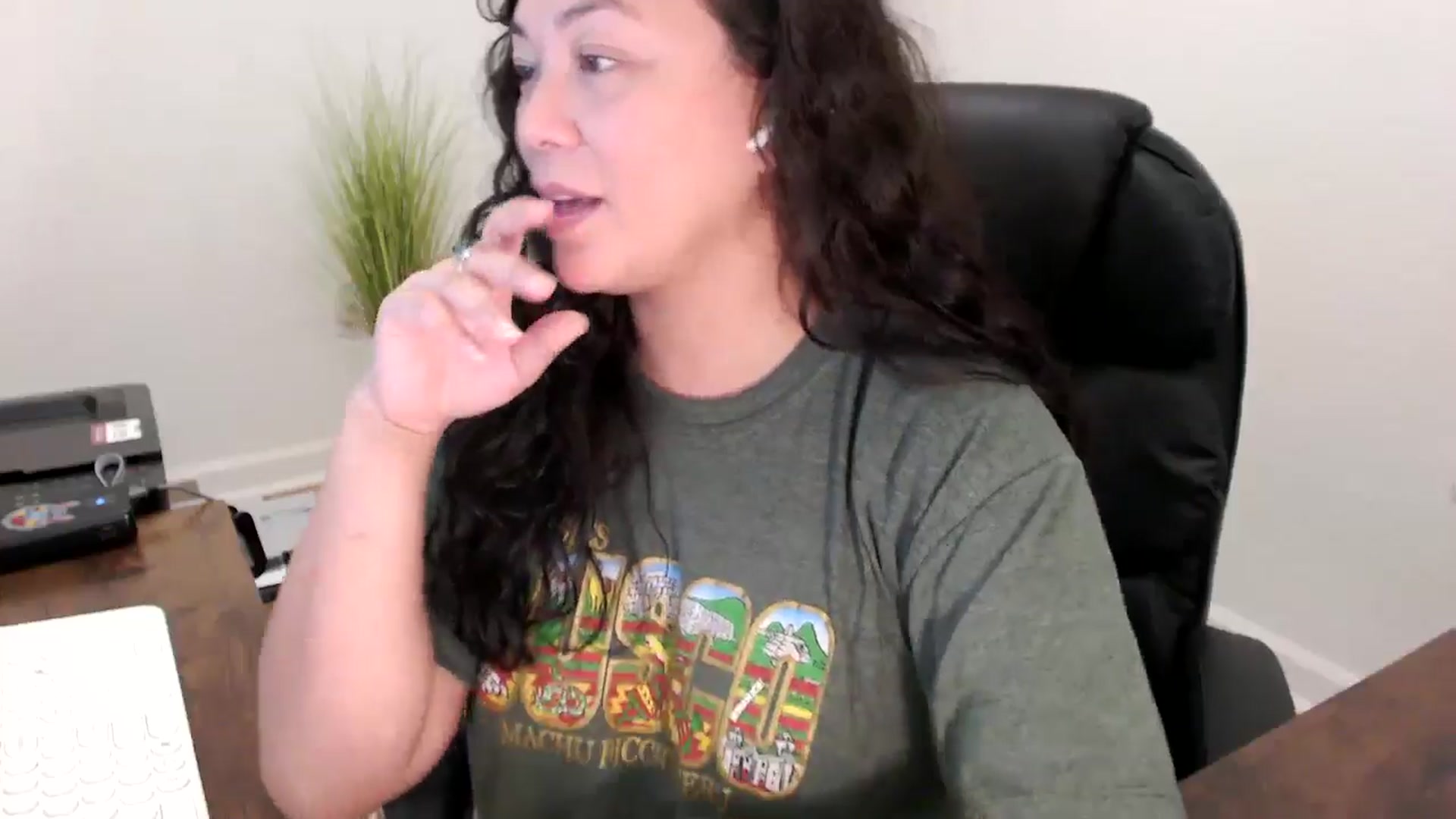 Gallery image thumbnail from MickaylaStar's myfreecams stream on, 12/03/2025, 18:45 image 7 of 20