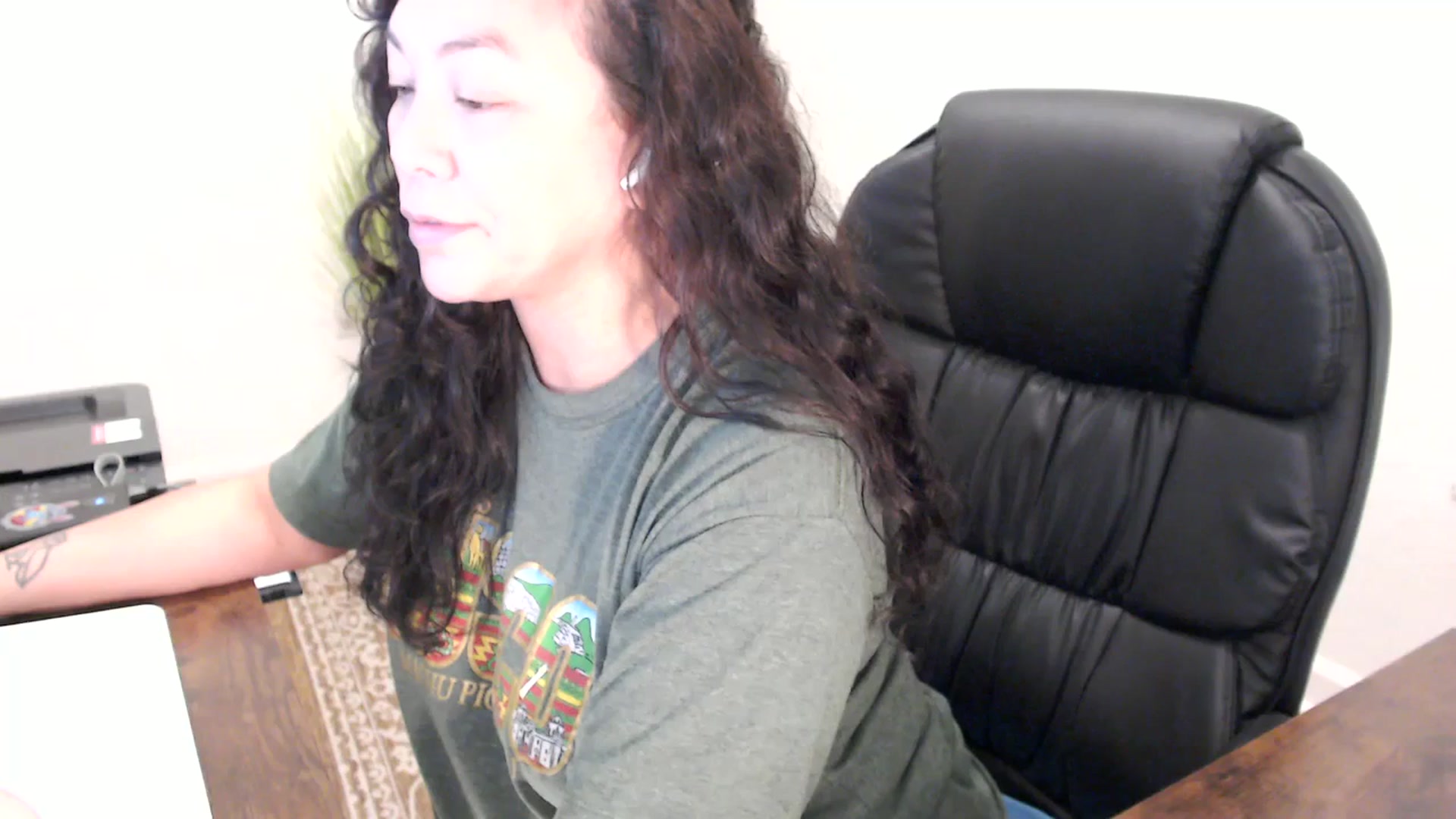 Gallery image thumbnail from MickaylaStar's myfreecams stream on, 12/03/2025, 18:45 image 1 of 20