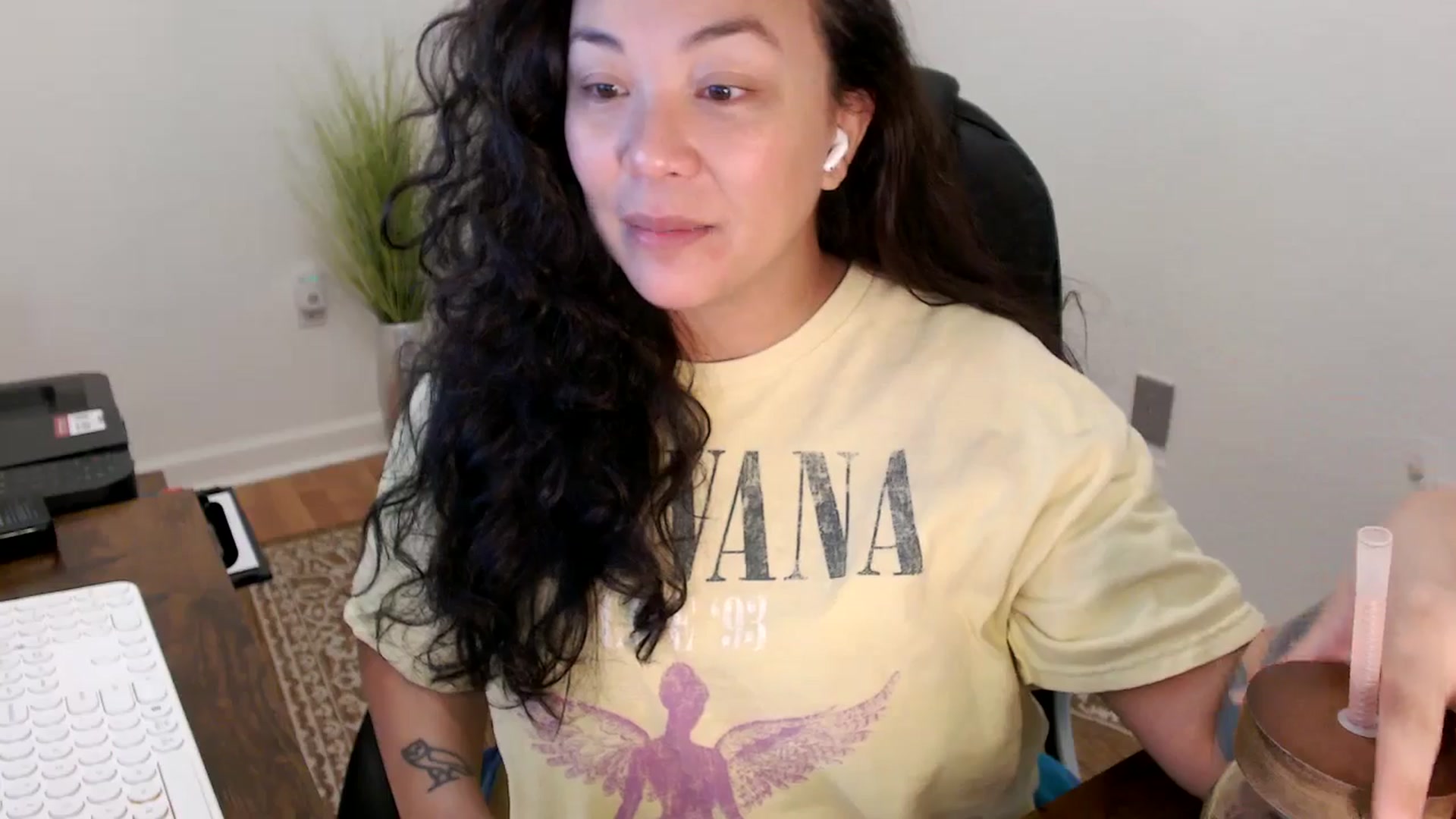 Gallery image thumbnail from MickaylaStar's myfreecams stream on, 12/05/2025, 17:45 image 7 of 20
