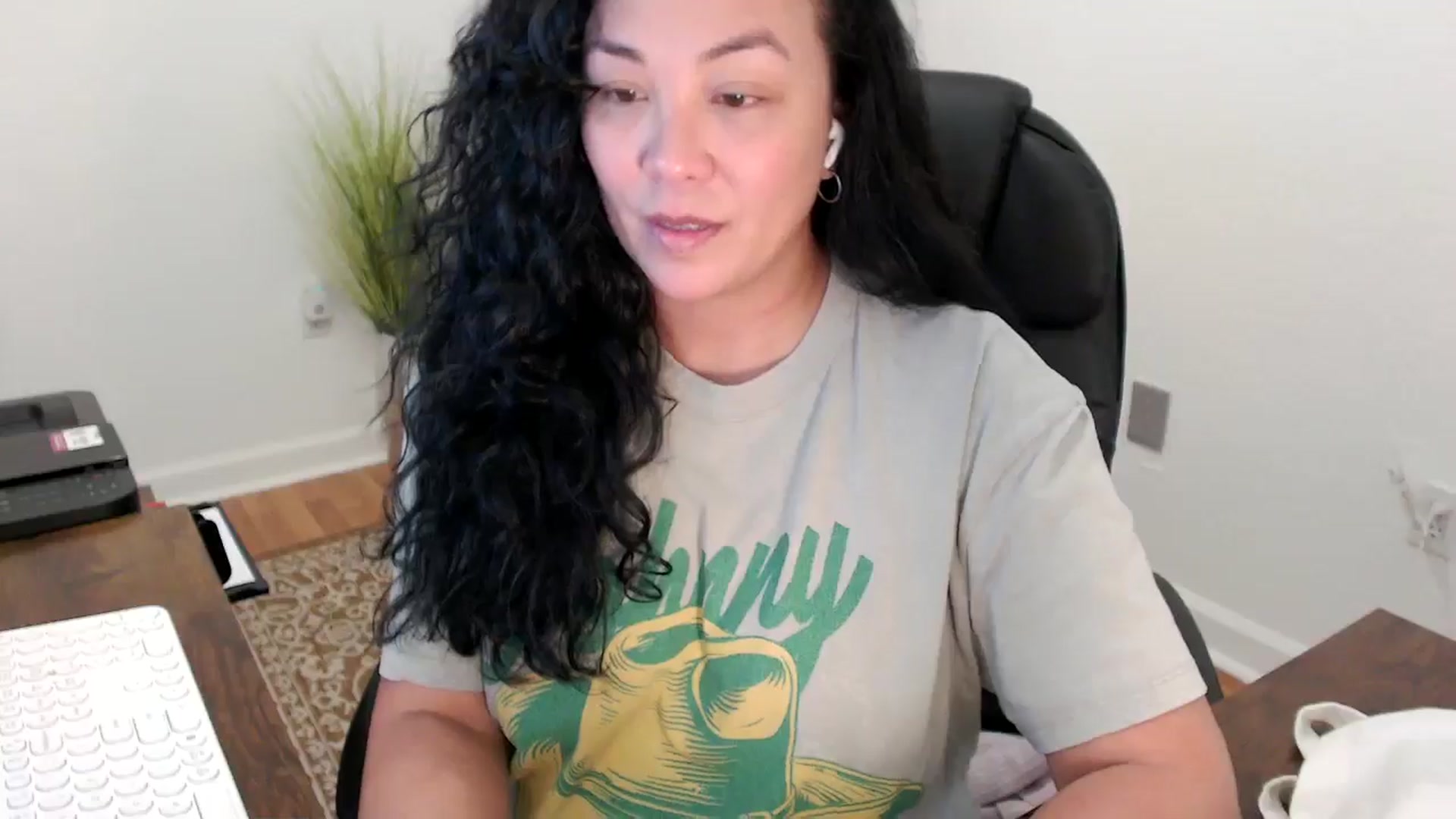 Gallery image thumbnail from MickaylaStar's myfreecams stream on, 12/19/2025, 21:11 image 13 of 20